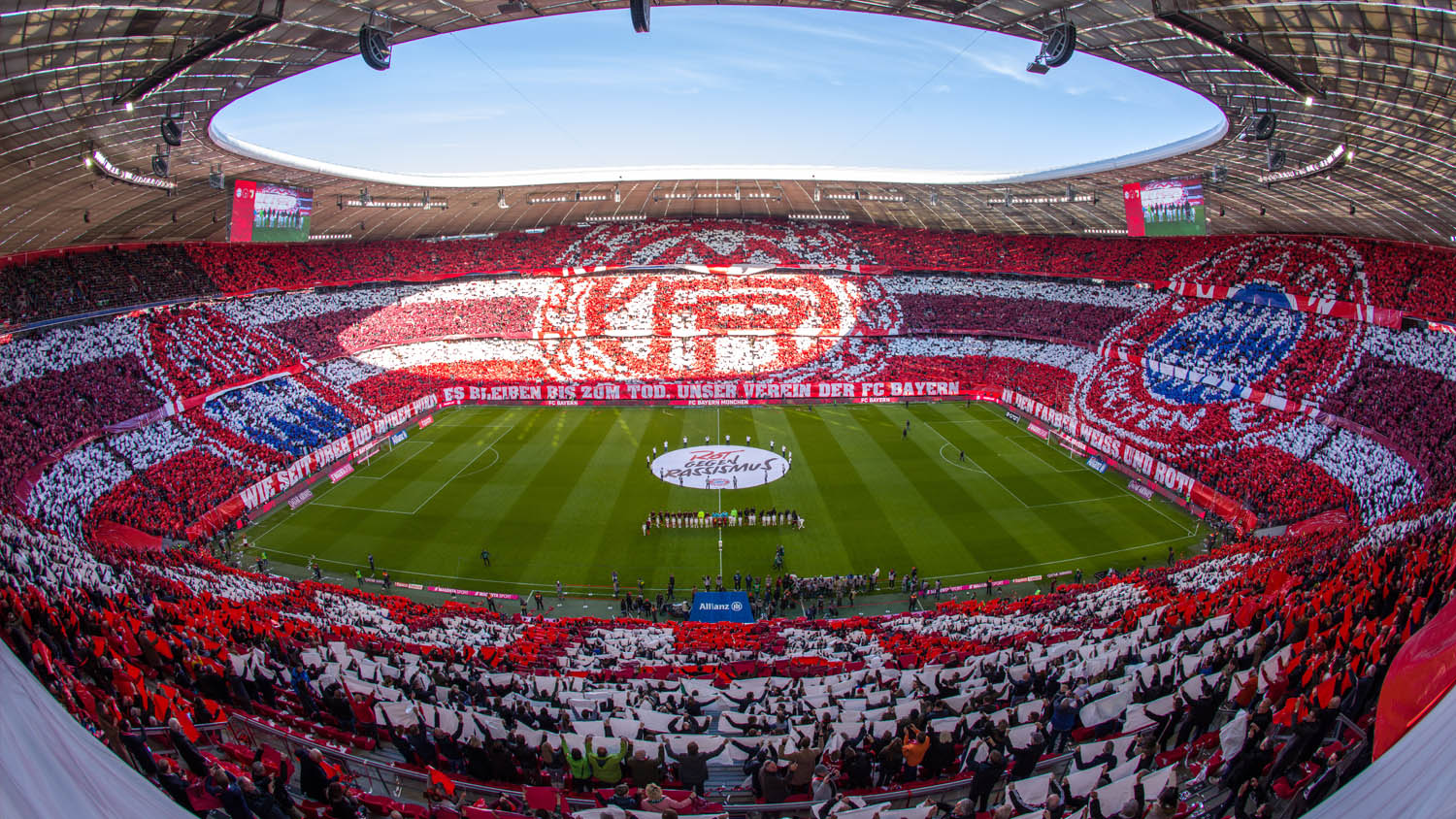 Video: So beeindruckend feiern unsere Fans 120 Jahren FC Bayern