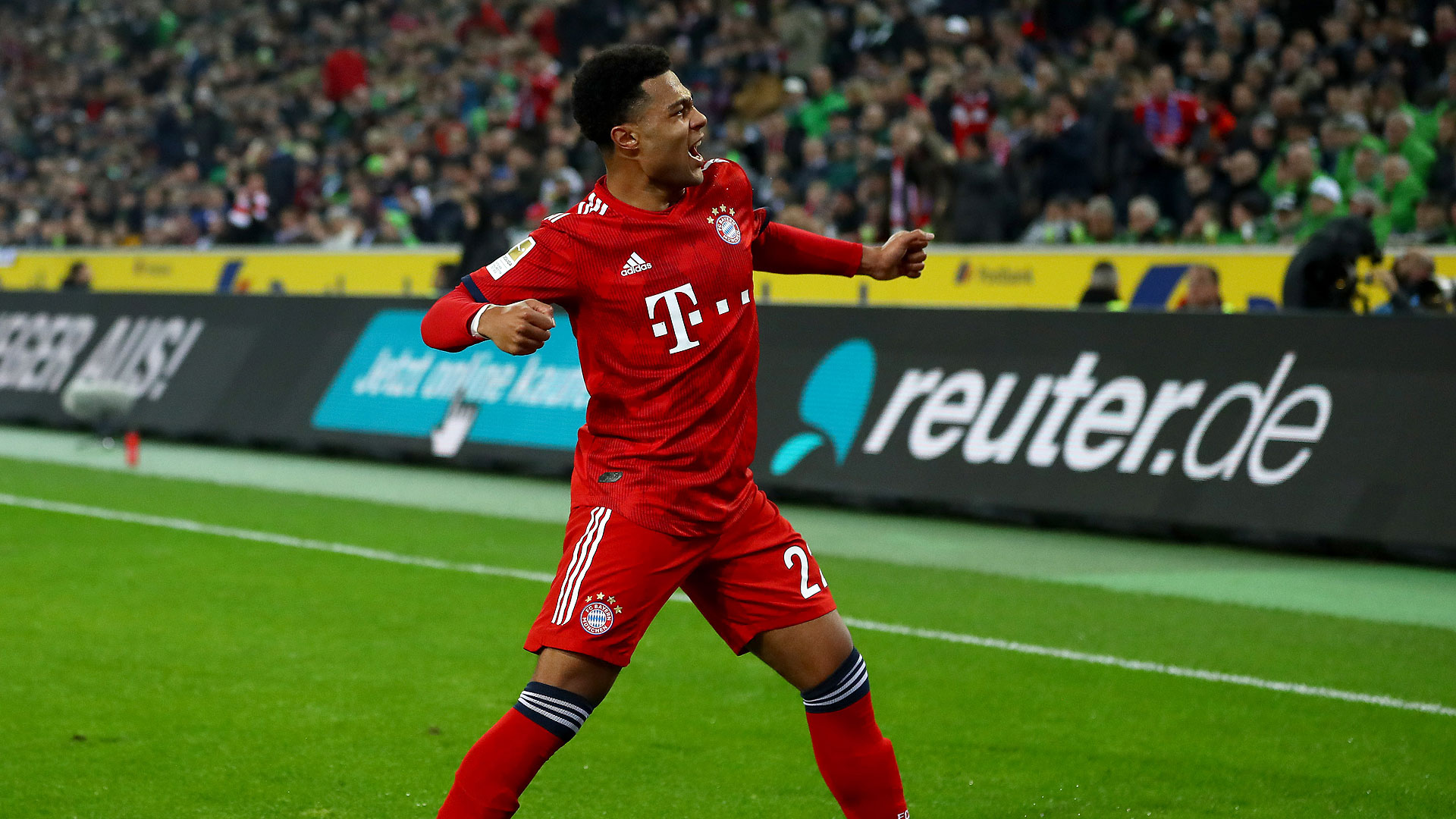 Gnabry: 'Play for the team for many years to come' - FC Bayern Munich