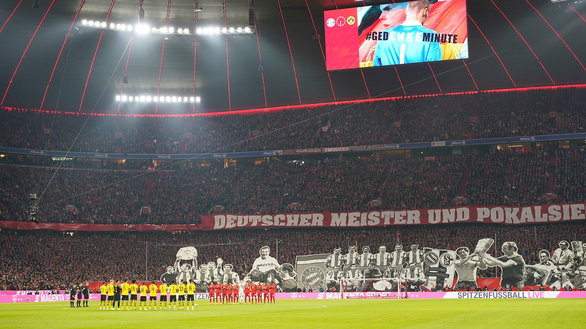 Gedenkeminute Fur Robert Enke