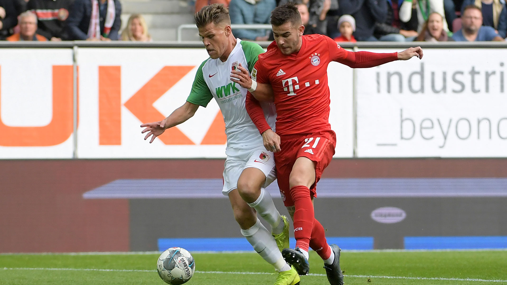 Below Par Reds Held By Augsburg Fc Bayern Munich