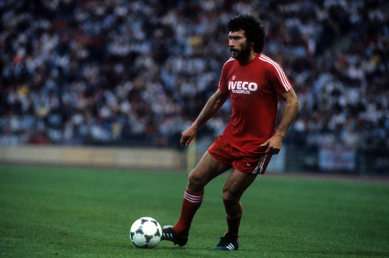 https fcbayern com ru club hall of fame paul breitner