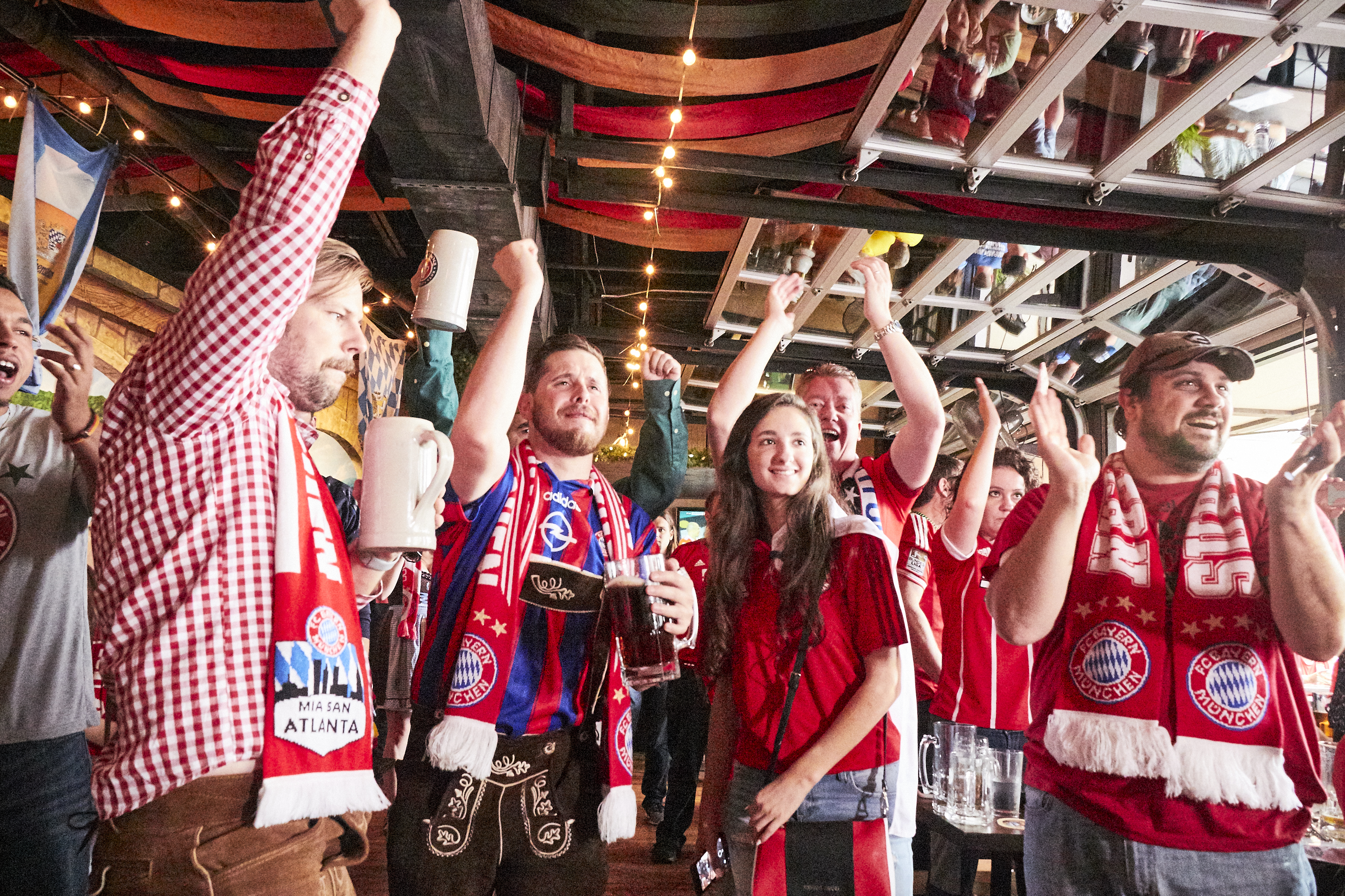 Watch FC Bayern - FC Bayern Munich