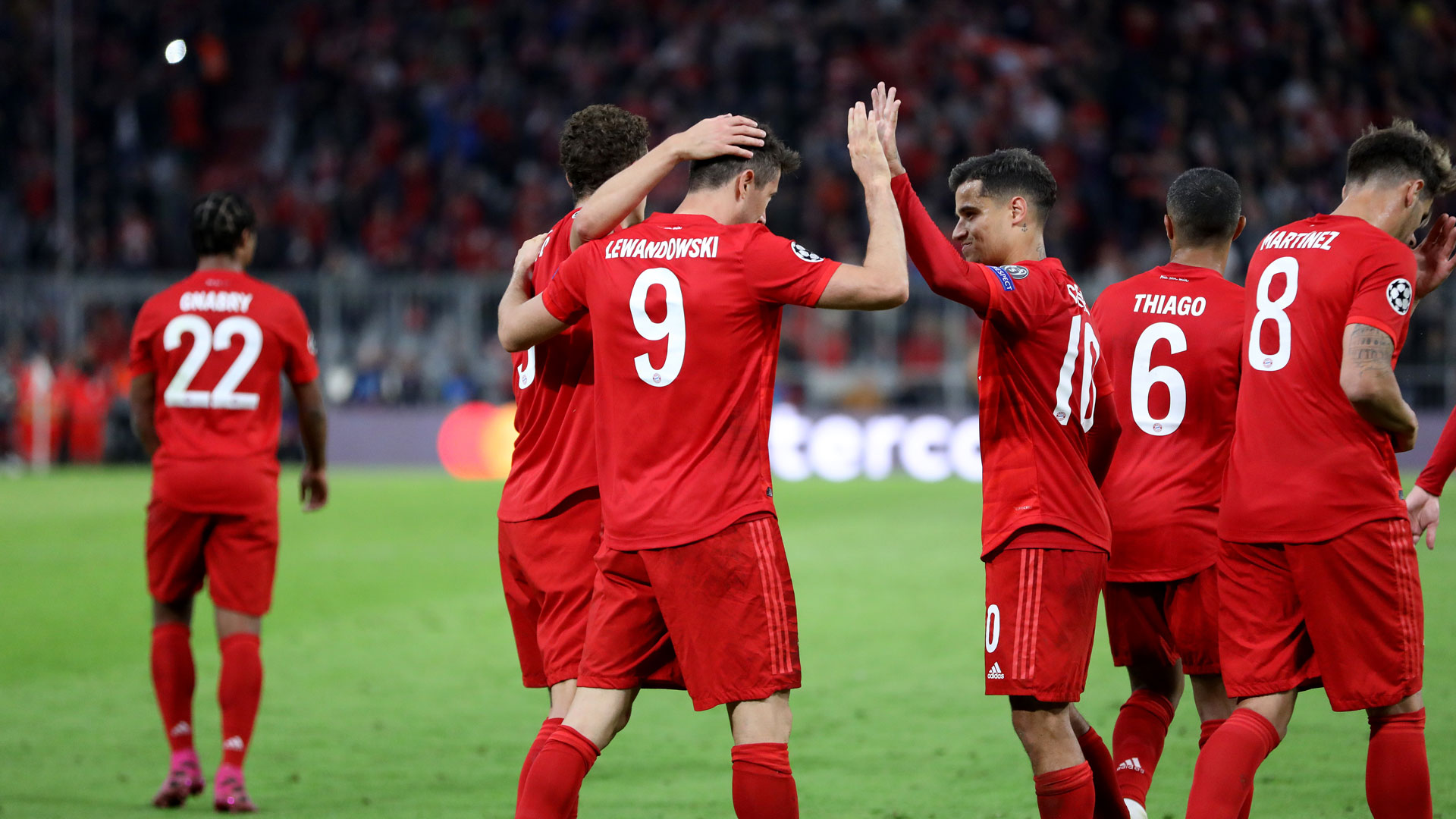 FC Bayern Empfängt Bayer 04 Leverkusen| Allianz Arena