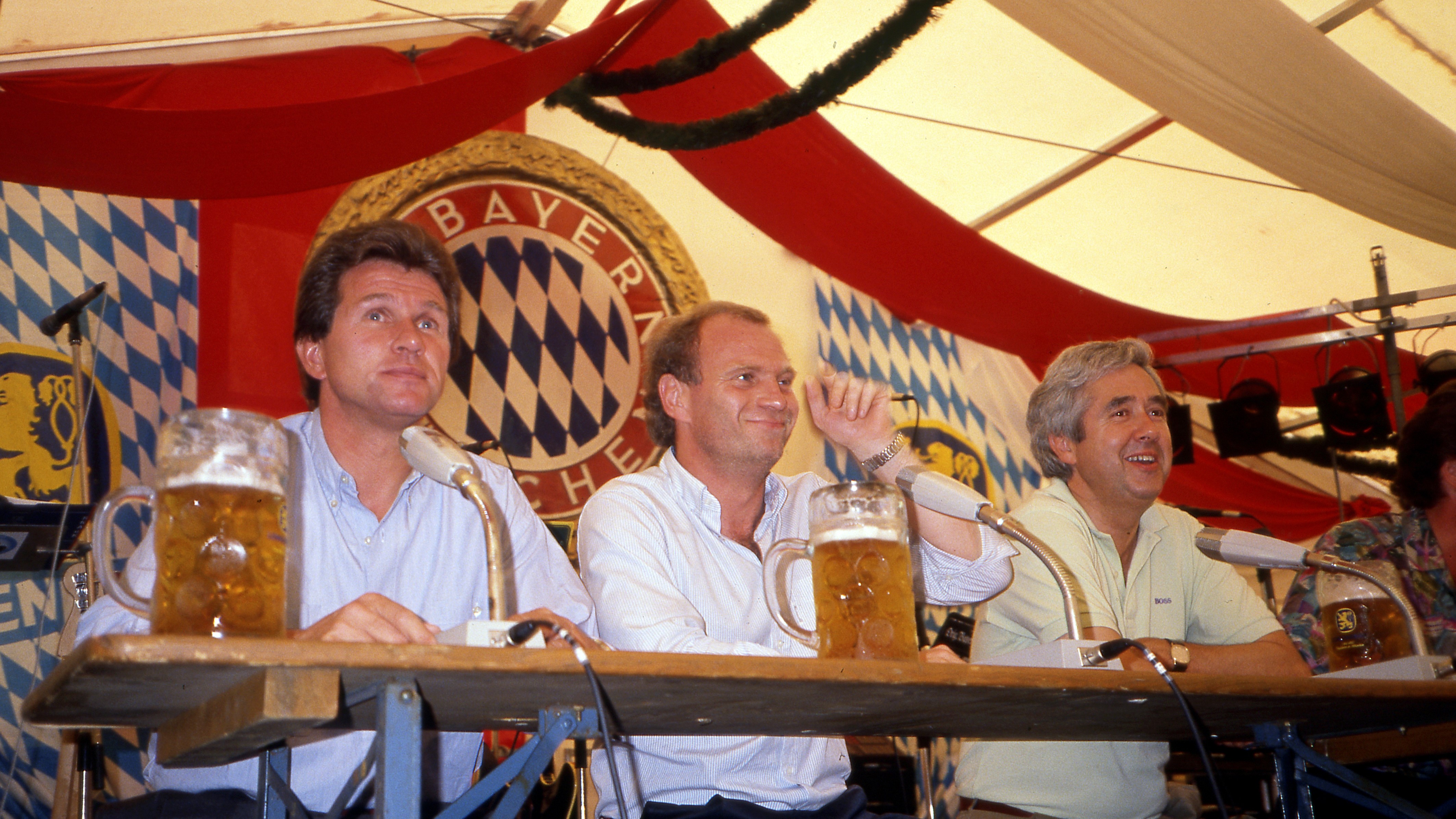 30071989_ima_biertisch