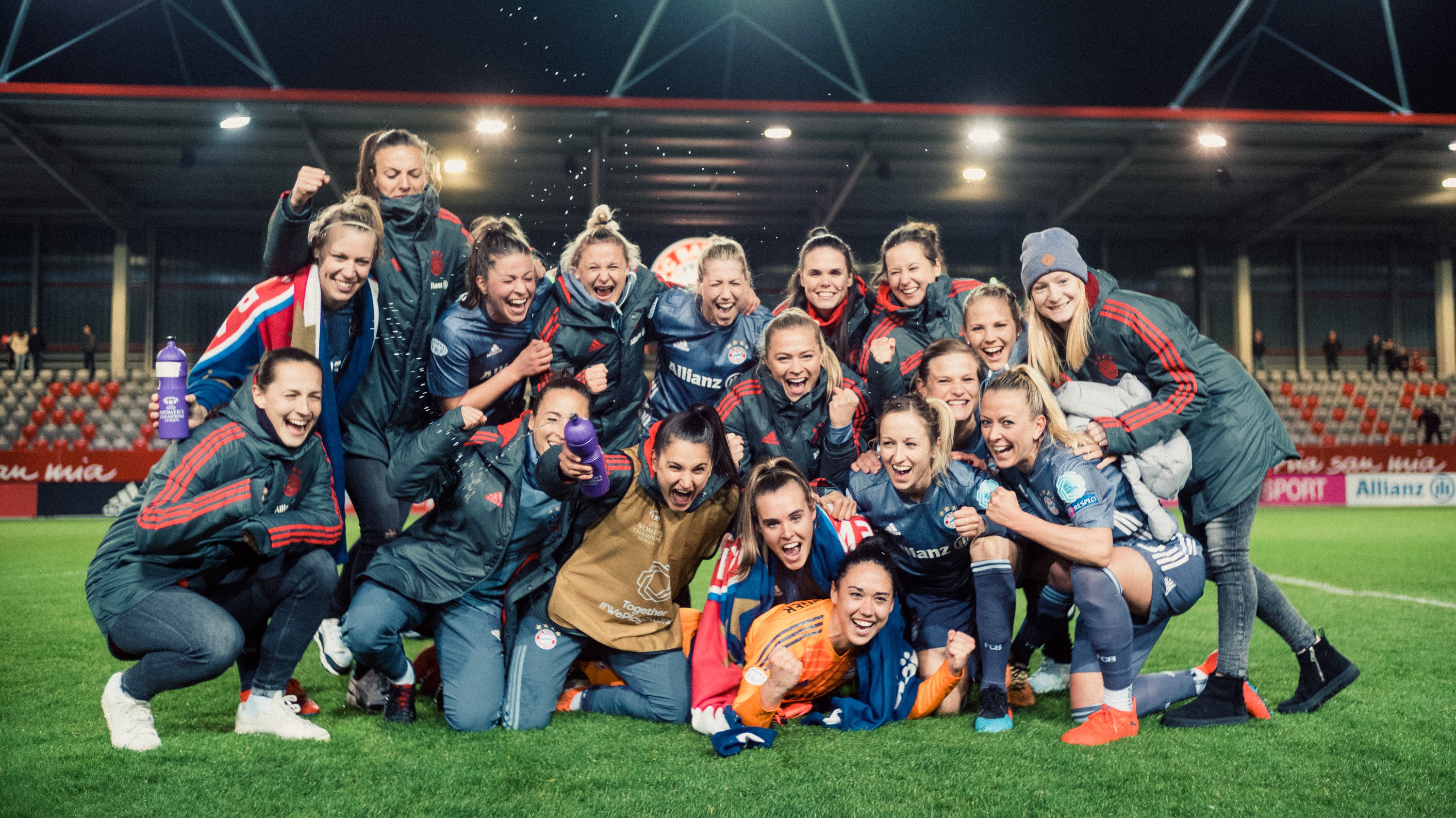 fcbfrauen_uwcl_campusjubel