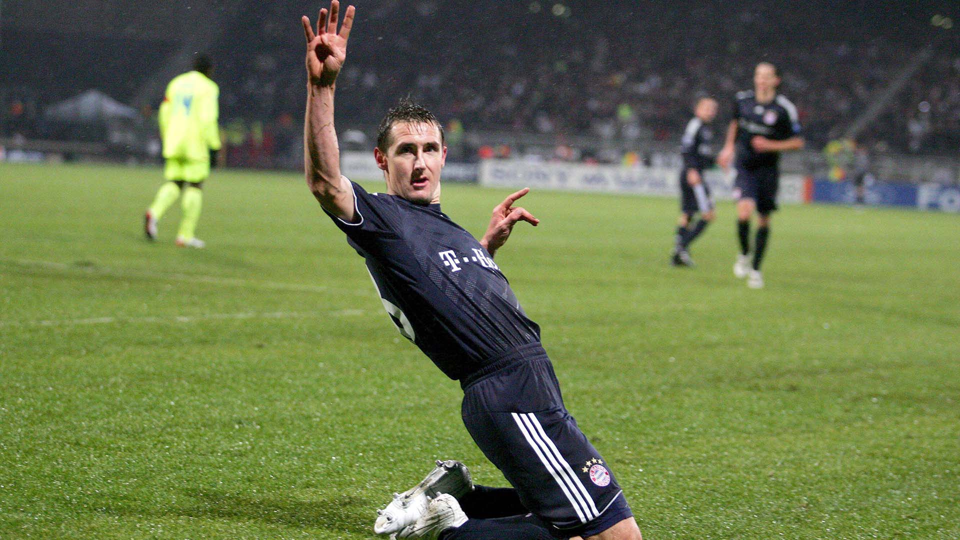 081210_klose_ima