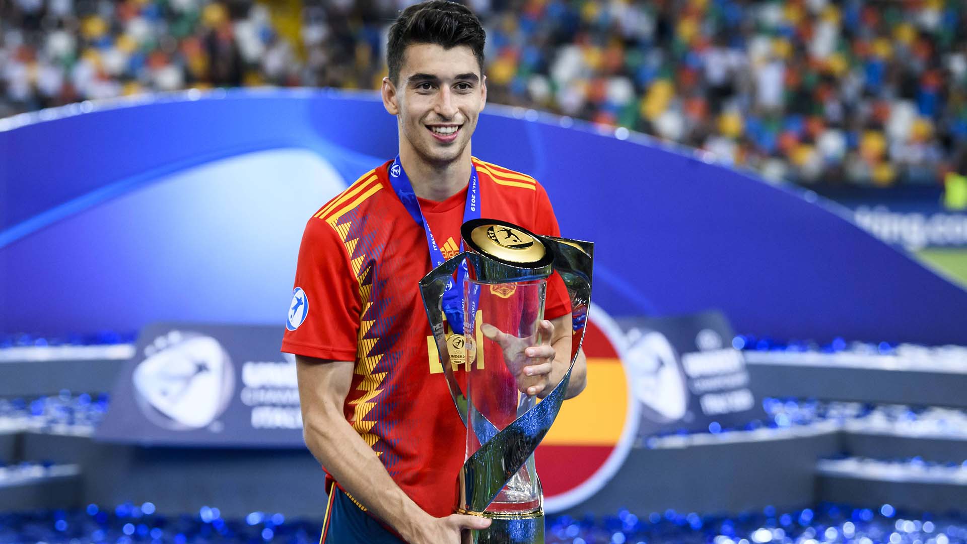 Das Ist Bayern Neuzugang Marc Roca Das Ist Bayern Neuzugang Marc Roca