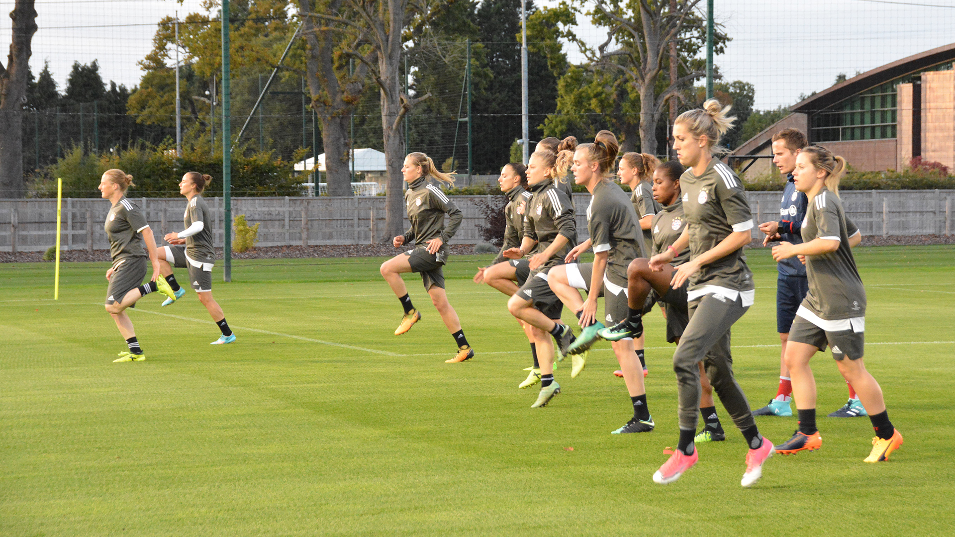 fcbfrauen-toulouse_fcb_100418