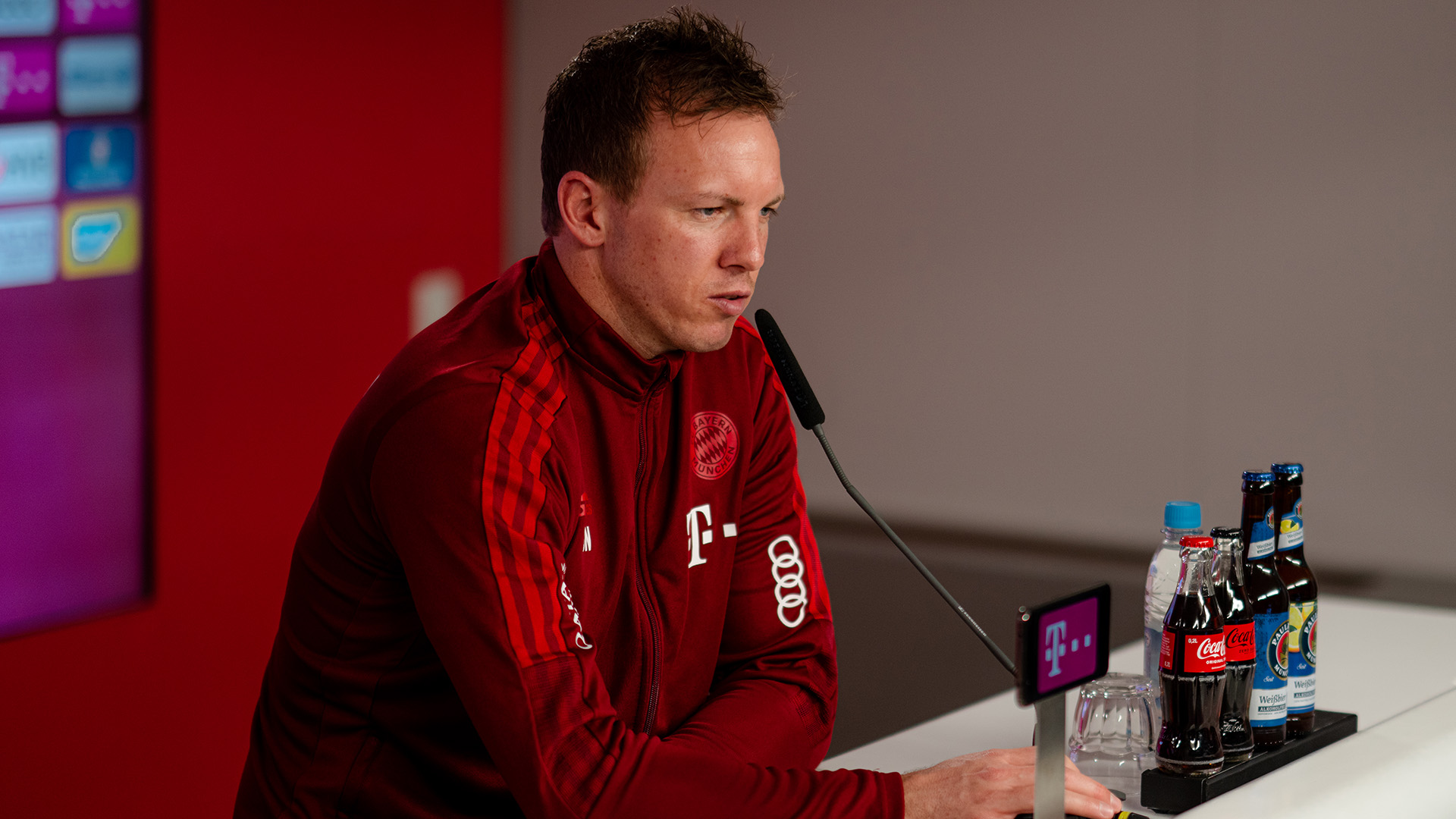 220203_Nagelsmann01_DON