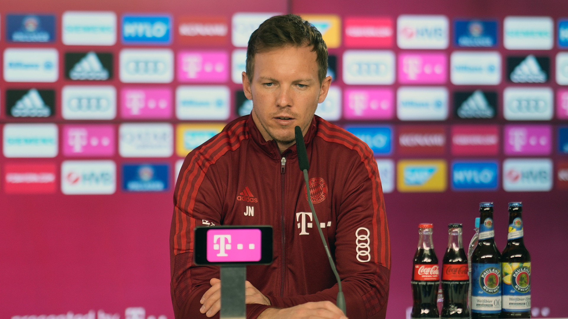 220211_Nagelsmann_DON