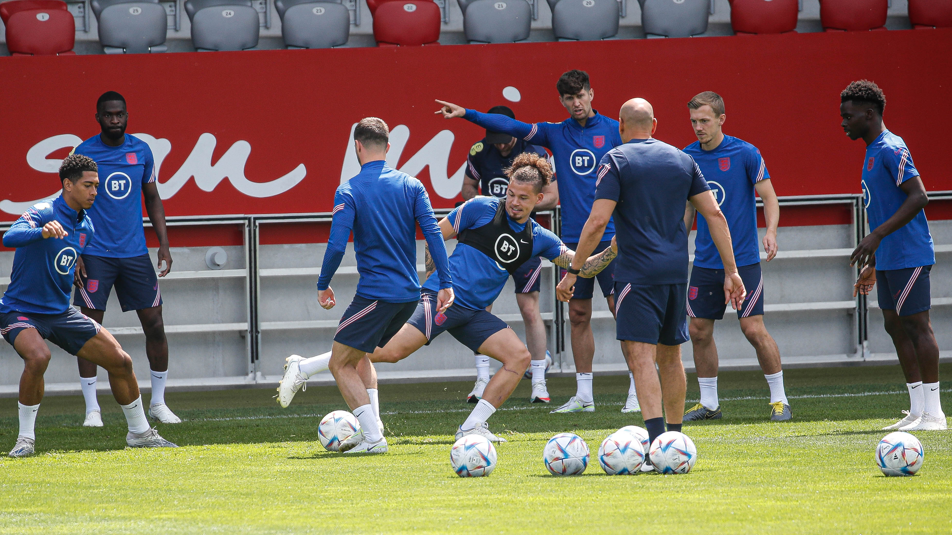 220606_NationalteamEnglandTraining_FCB