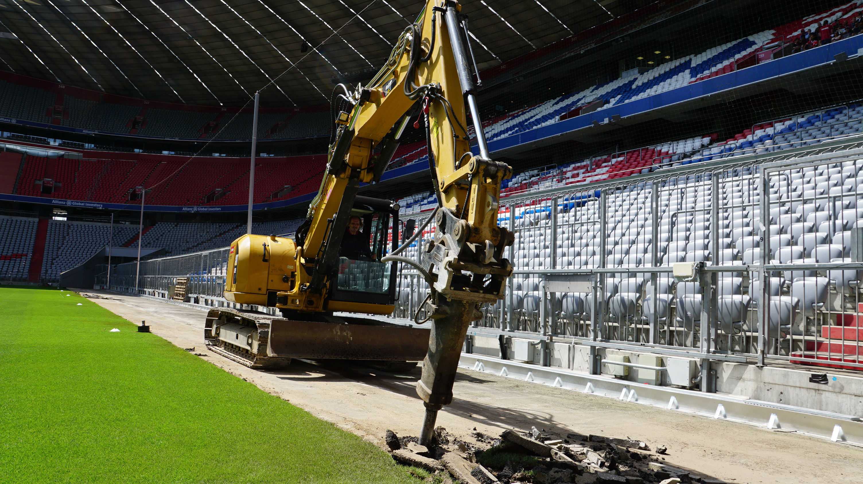 04-Allianz-Arena-Umbauten-Sommer-2022-220704-AA