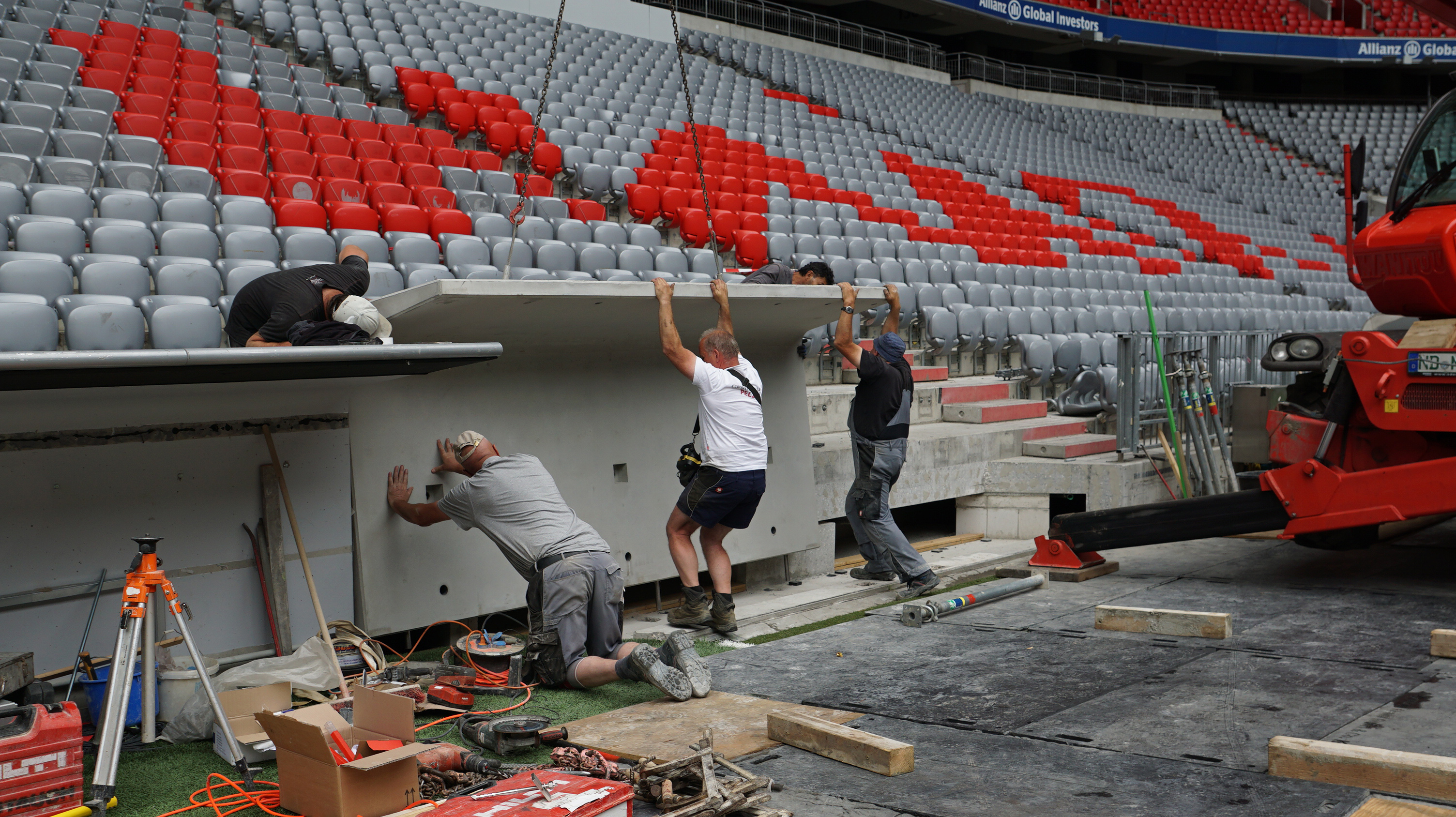 11-Allianz-Arena-Umbauten-Sommer-2022-220704-AA