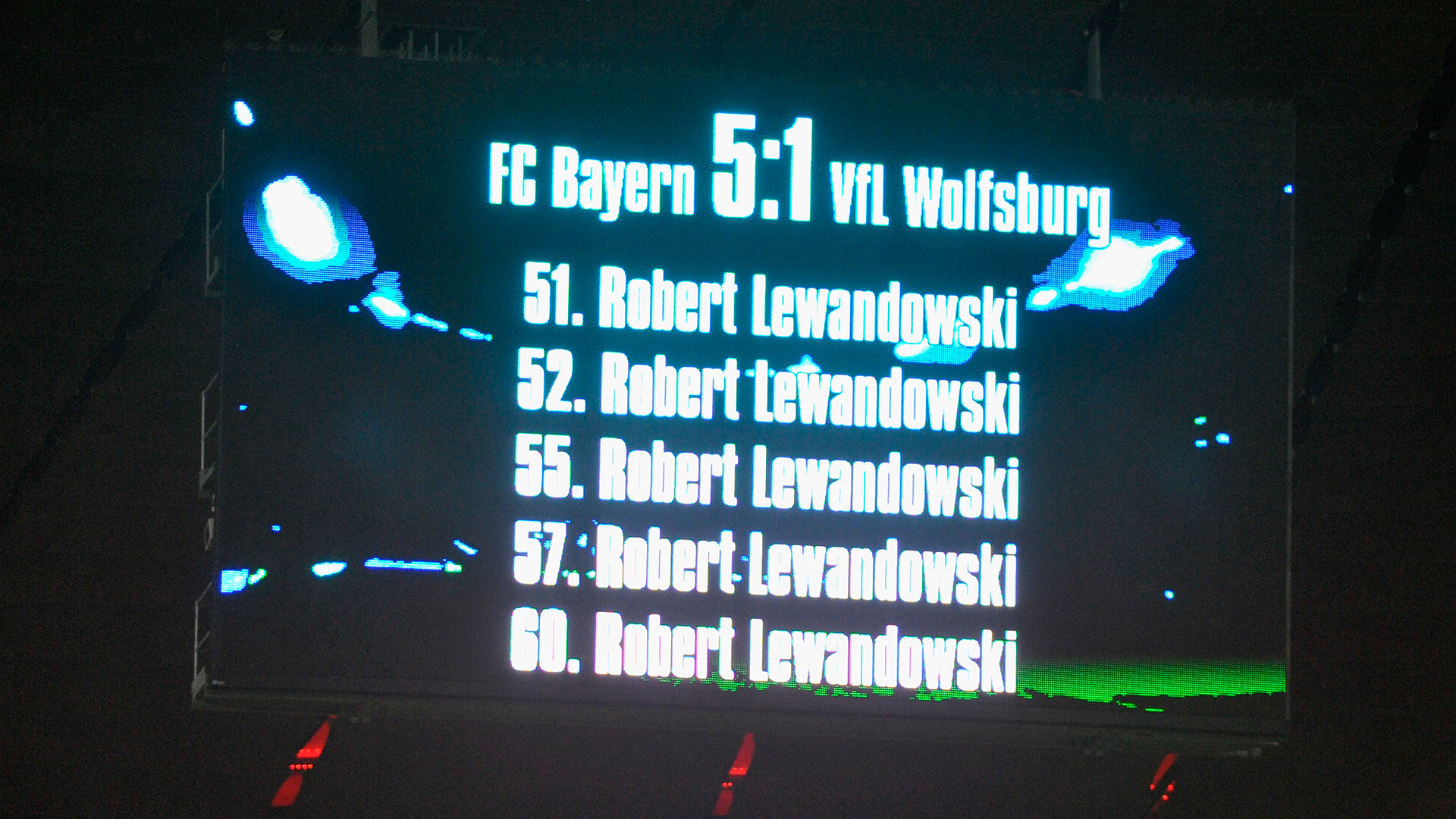 Robert Lewandowski, five goals in nine minutes FC Bayern vs. Wolfsburg.