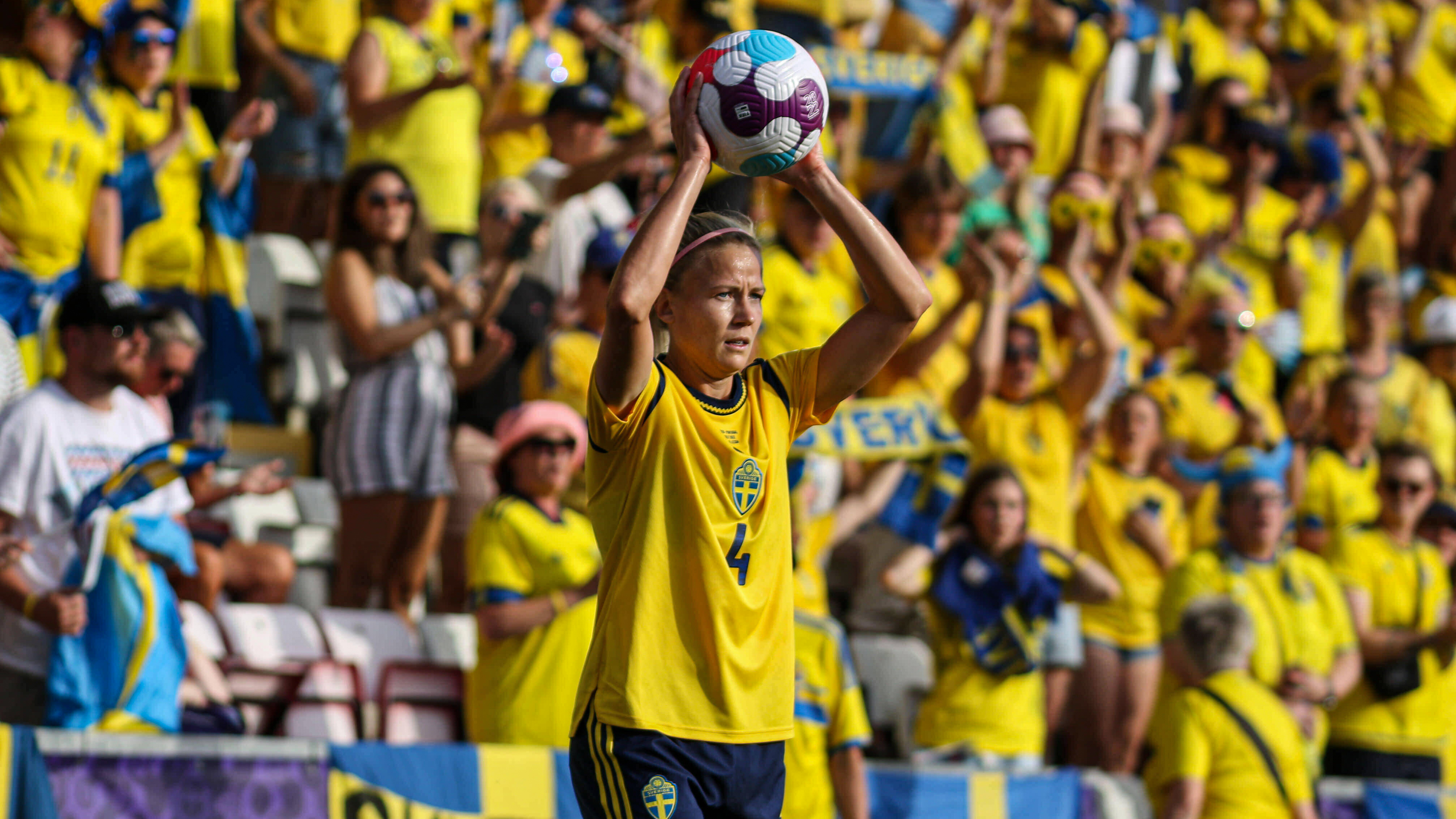 FC Bayern Spielerin Hanna Glas mit Schweden im Viertelfinale