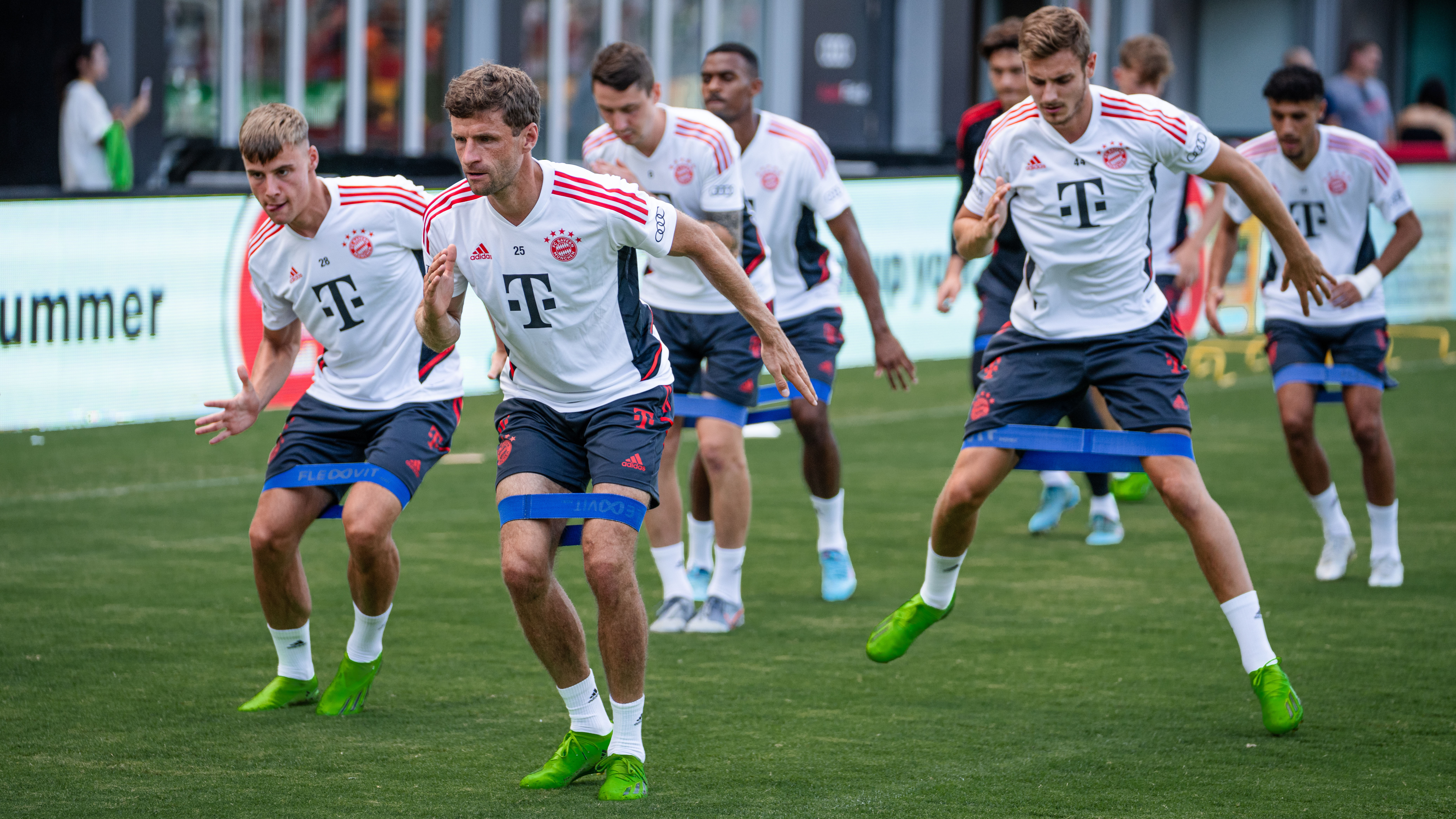 01-220719-training-audi-summer-tour-2022-fcb