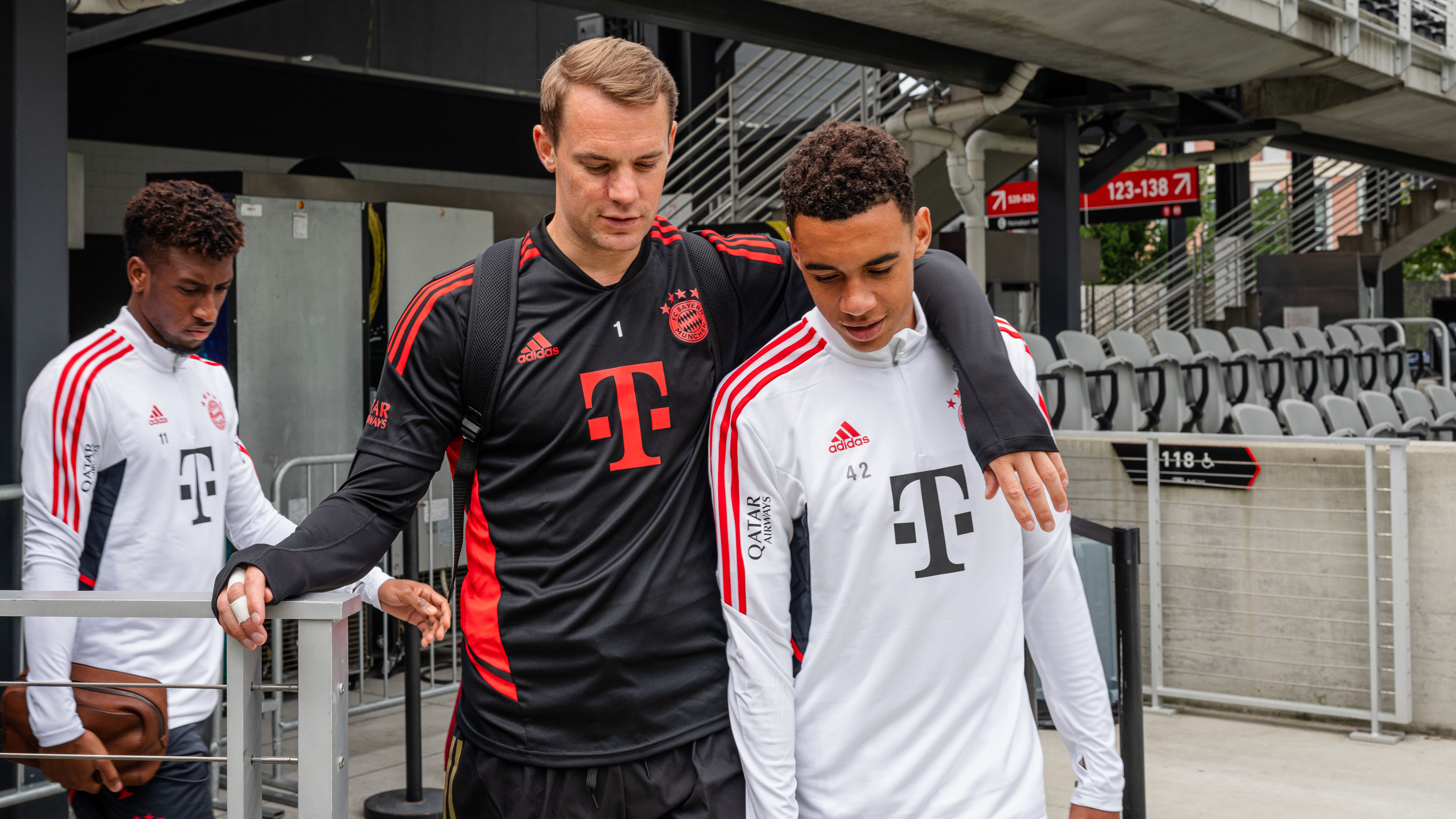 03-220719-training-audi-summer-tour-2022-fcb