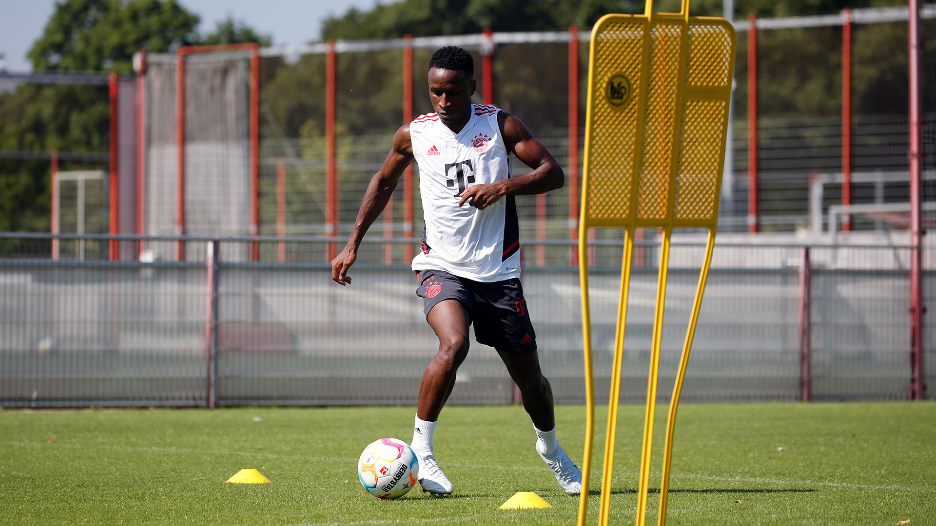 Bouna Sarr, Training FC Bayern