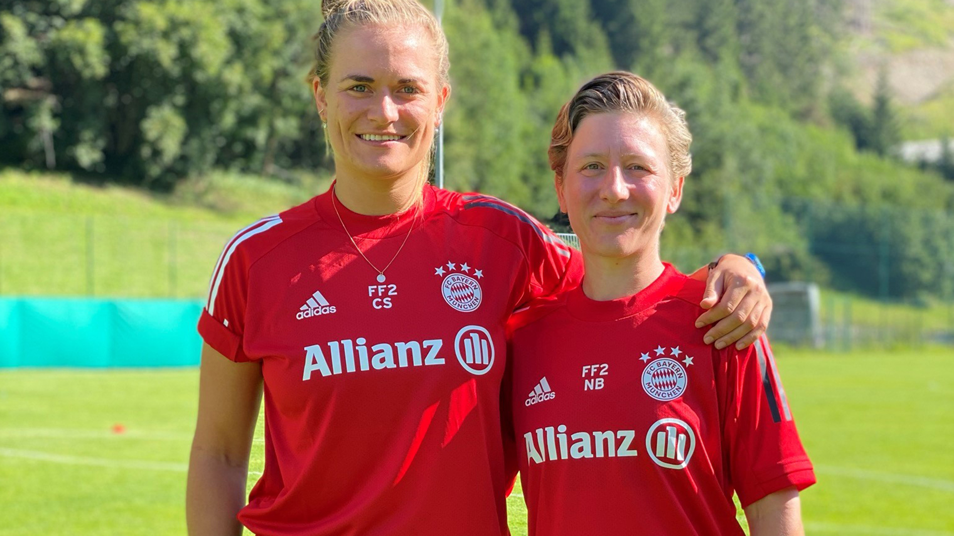 Clara Schoene und Nathalie Bischof