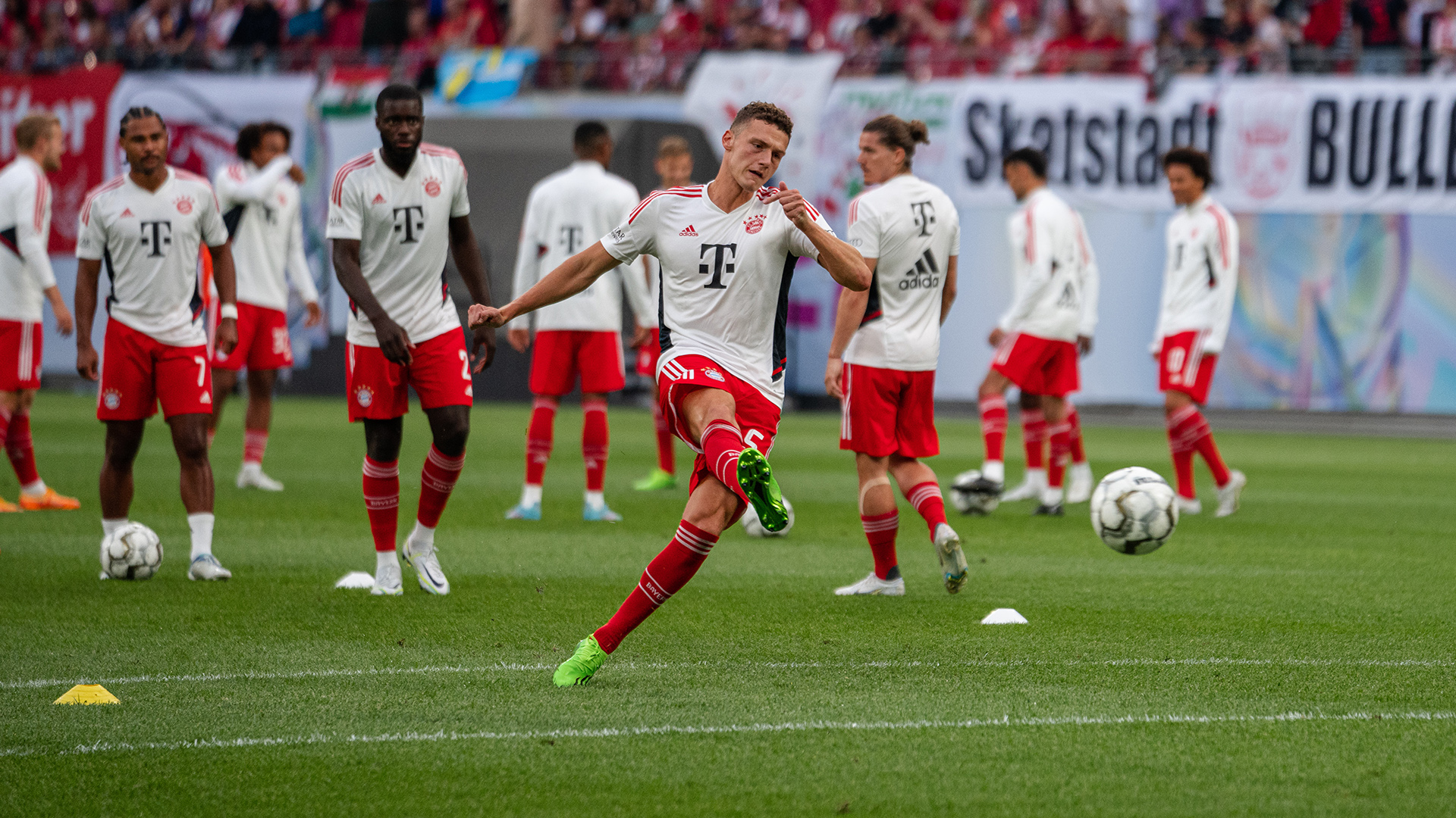 02-supercup-rbl-fcb-220730-mel