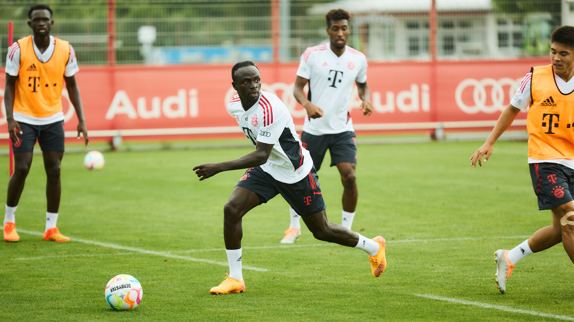 Sadio Mané FC Bayern Training