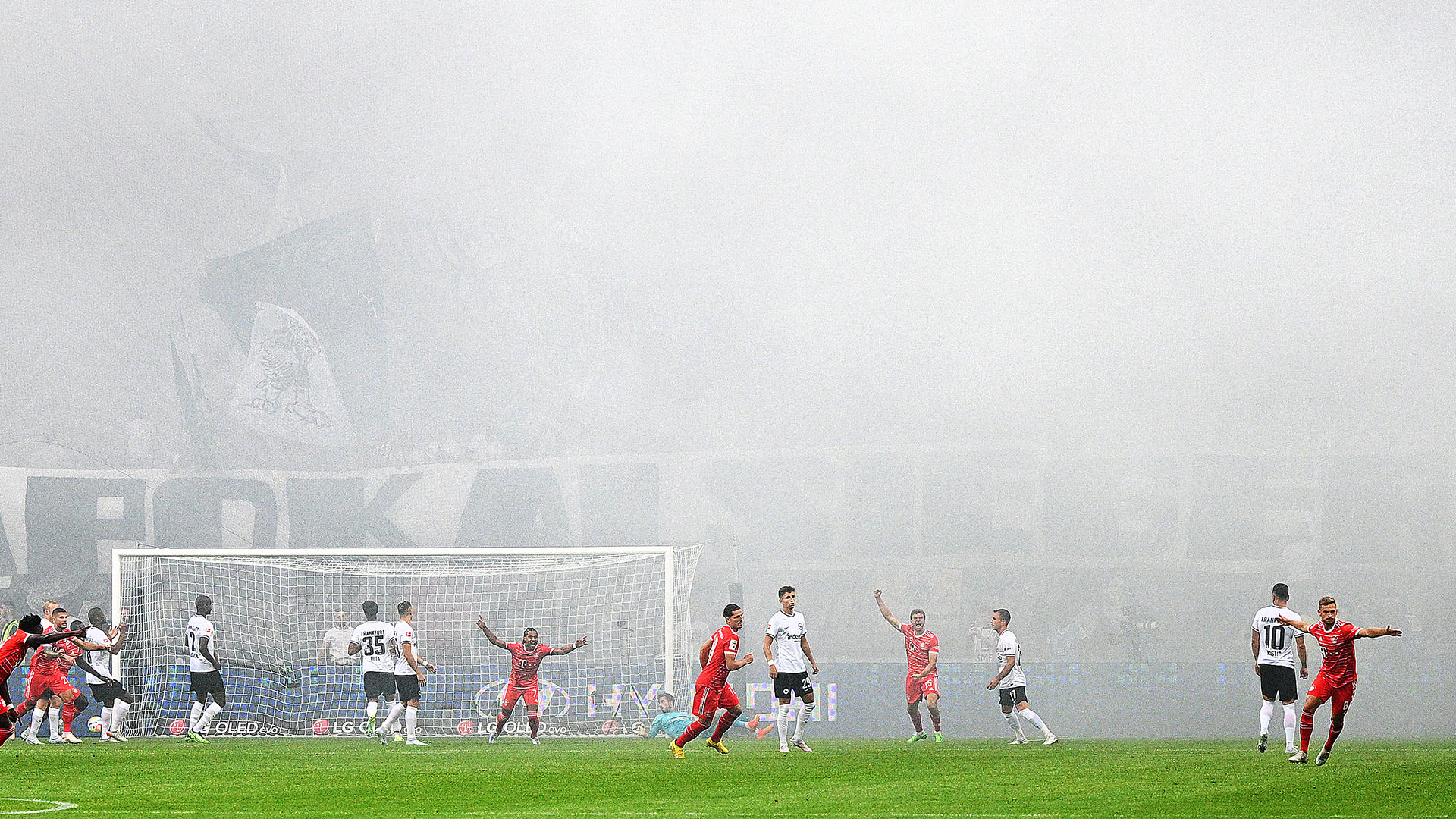 Joshua Kimmich, Goal for FC Bayern, Eintracht Frankfurt