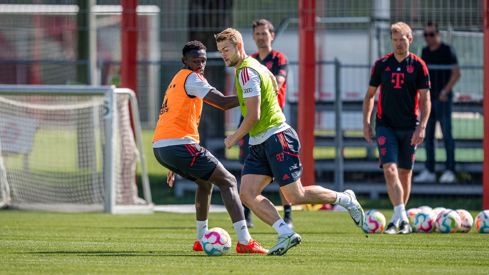 04-training-fc-bayern-090822-fcb