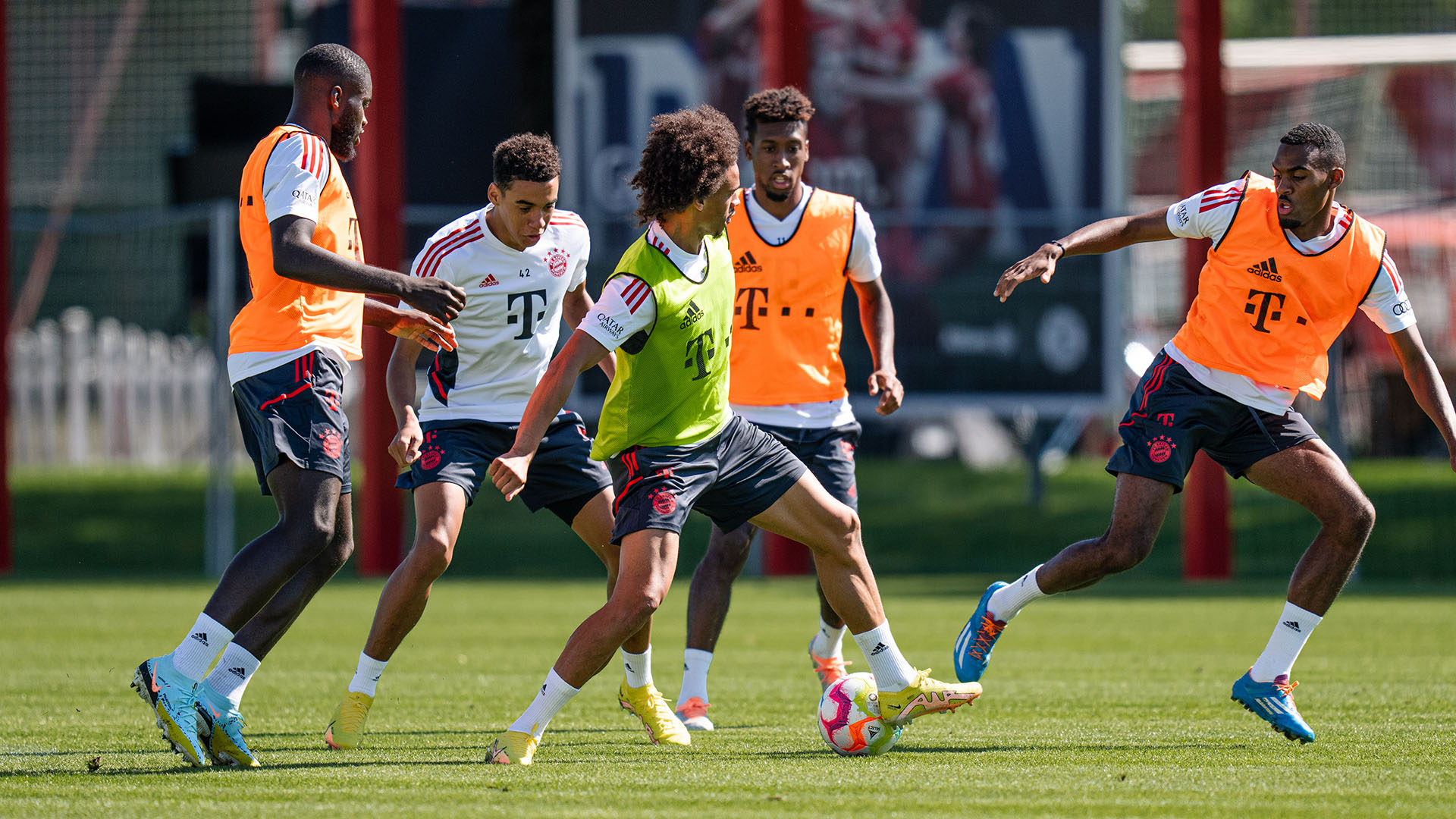 12-training-fc-bayern-090822-fcb