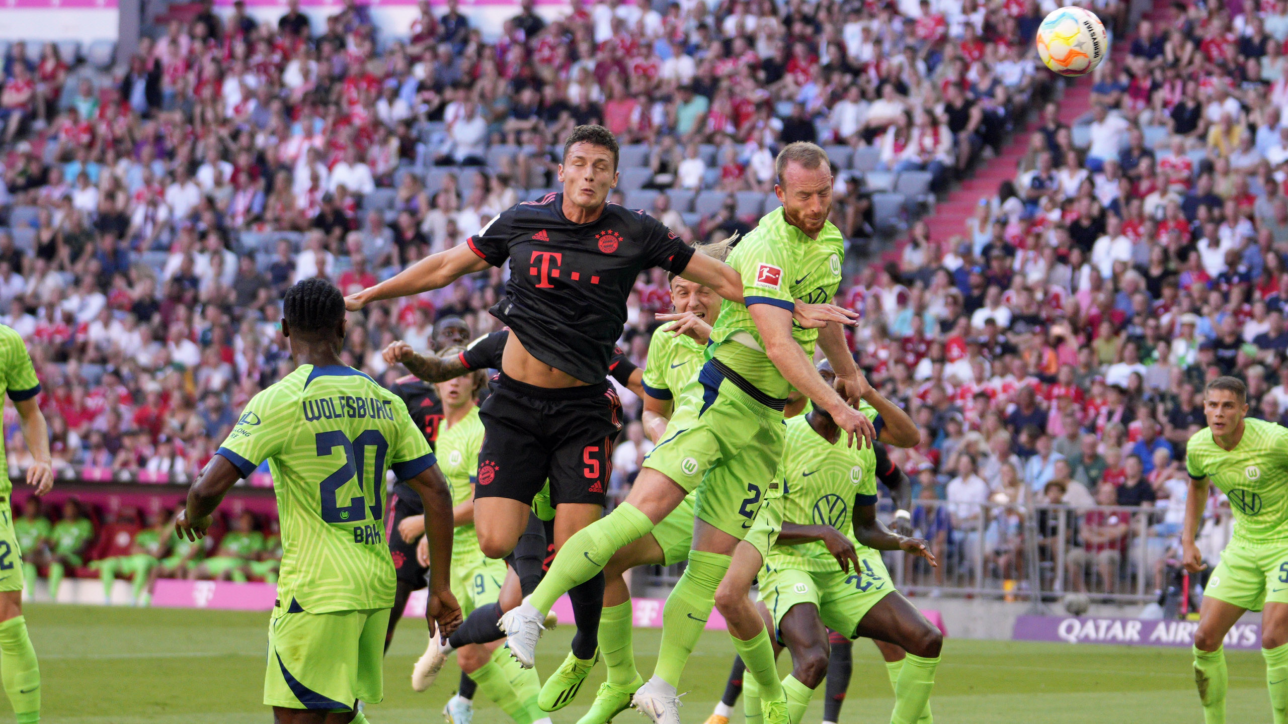 09-fc-bayern-wolfsburg-140822-mel