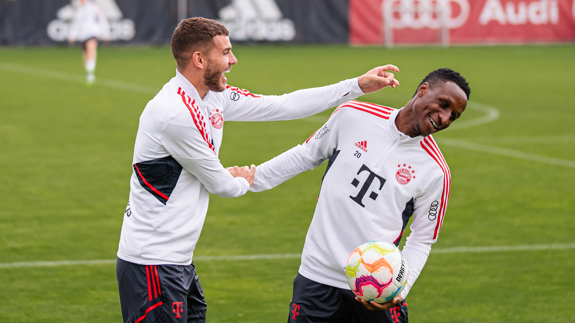 04-training-fc-bayern-200822-fcb