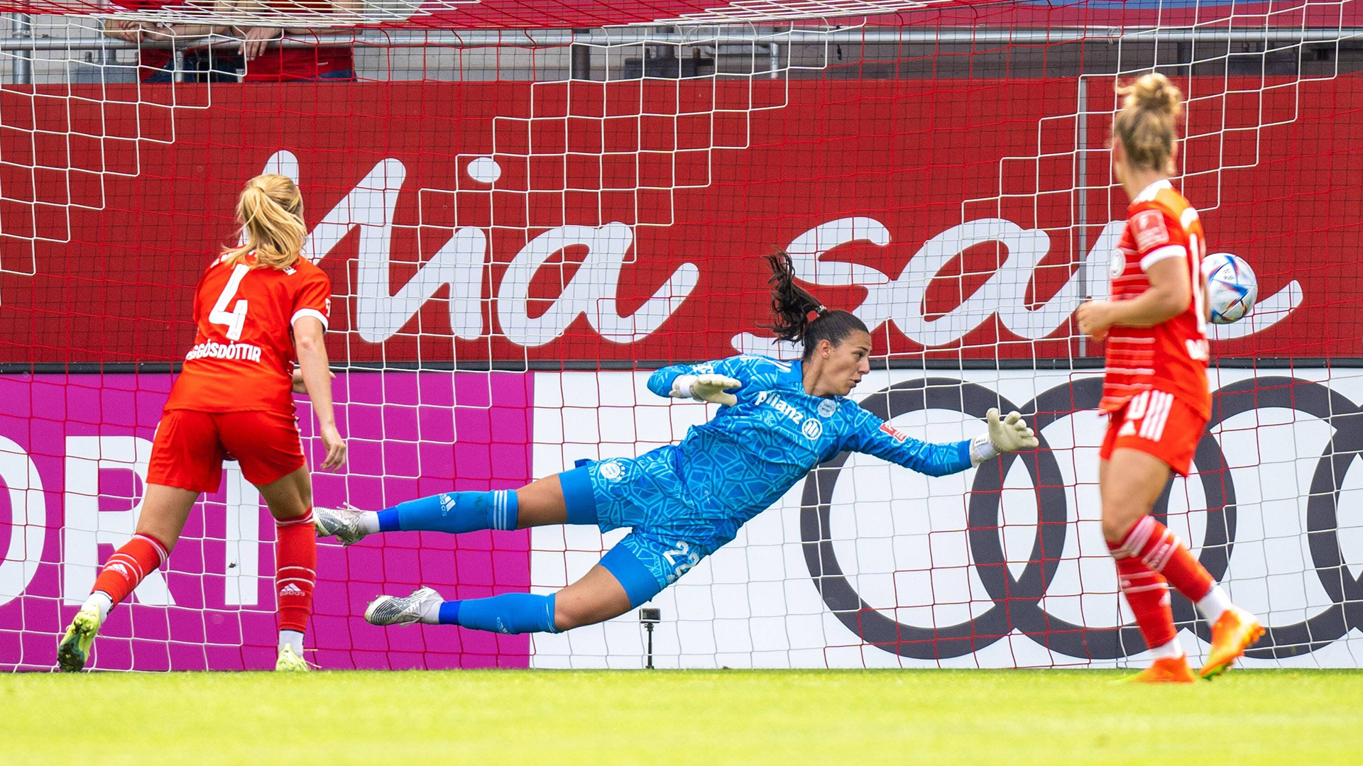 FC Bayern Frauen, Atlético Madrid, Rasheedat Ajibade, Luisa Maria Grohs