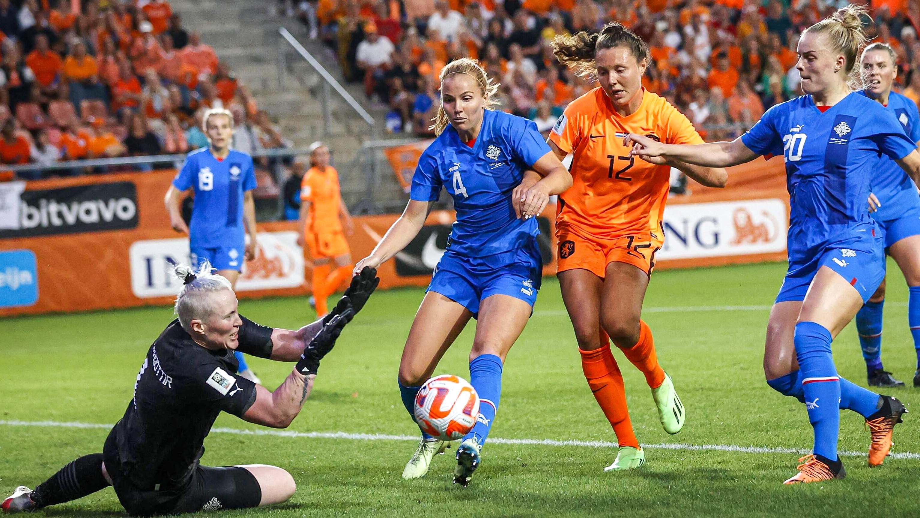 FC Bayern-Spielerin Glódís Viggósdóttir verlor mit Island knapp gegen die Niederlande.