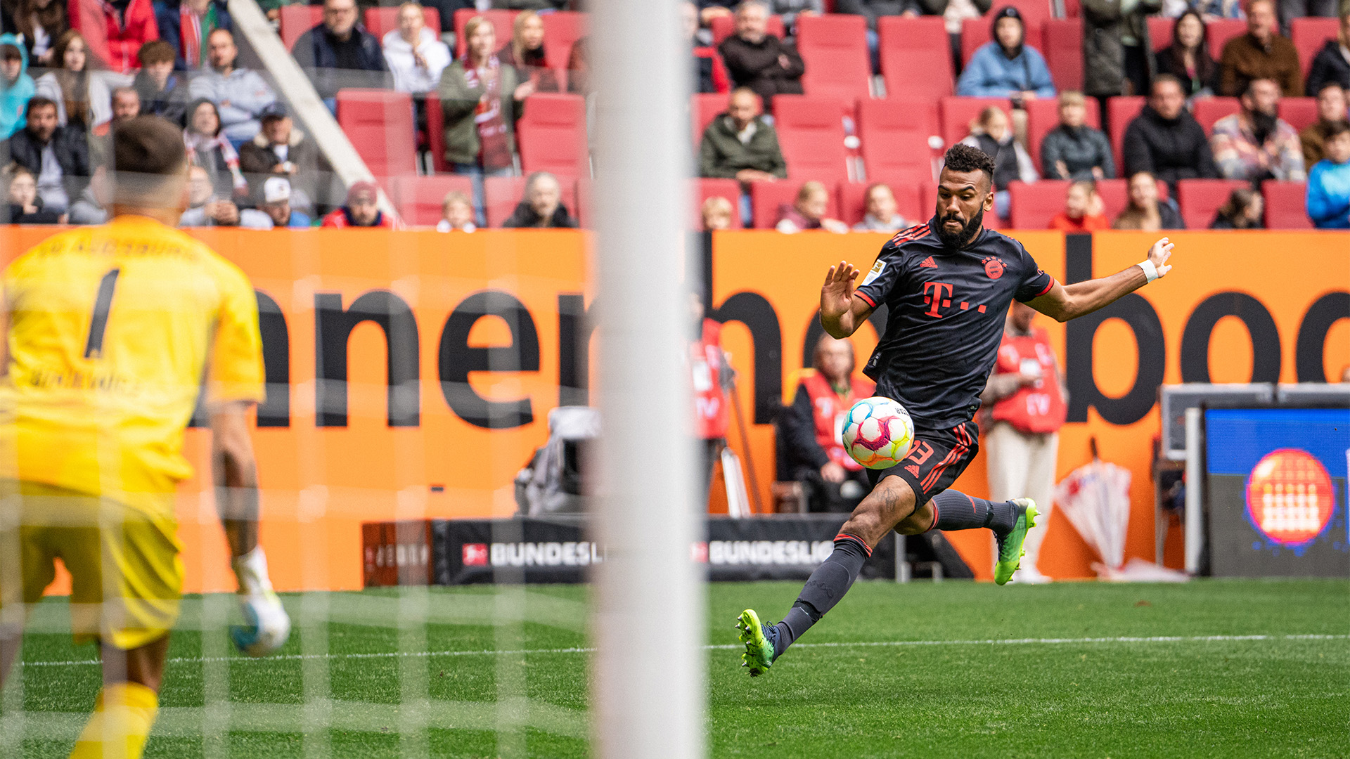 21-fcaugsburg-fcbayern-220917-mel