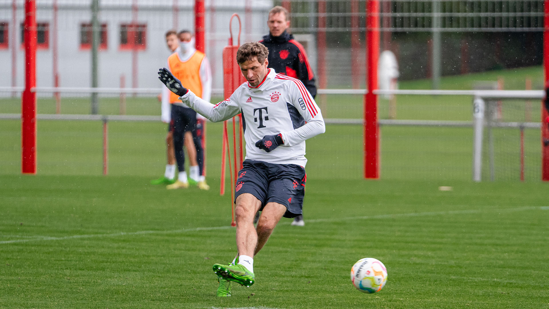 01-training-fc-bayern-280922-mel