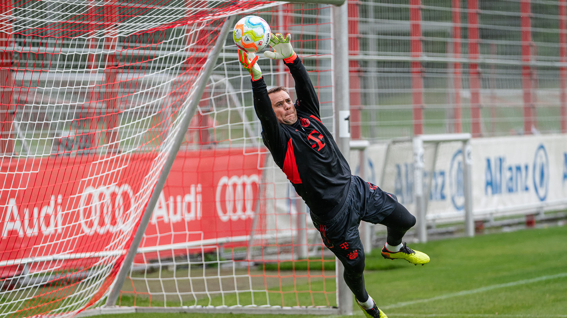 02-training-fc-bayern-280922-mel