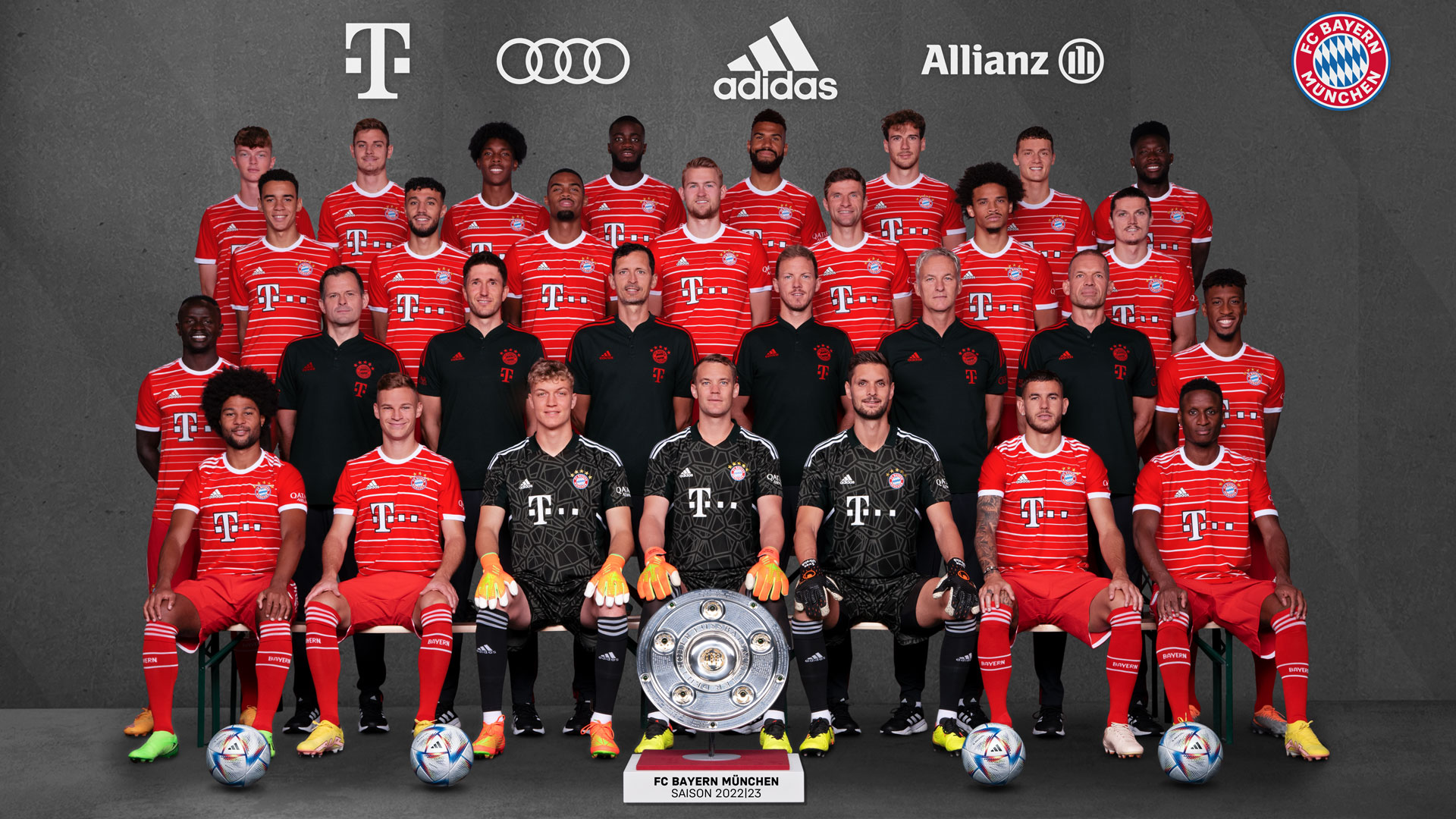 221013-Teamfoto-FC-Bayern