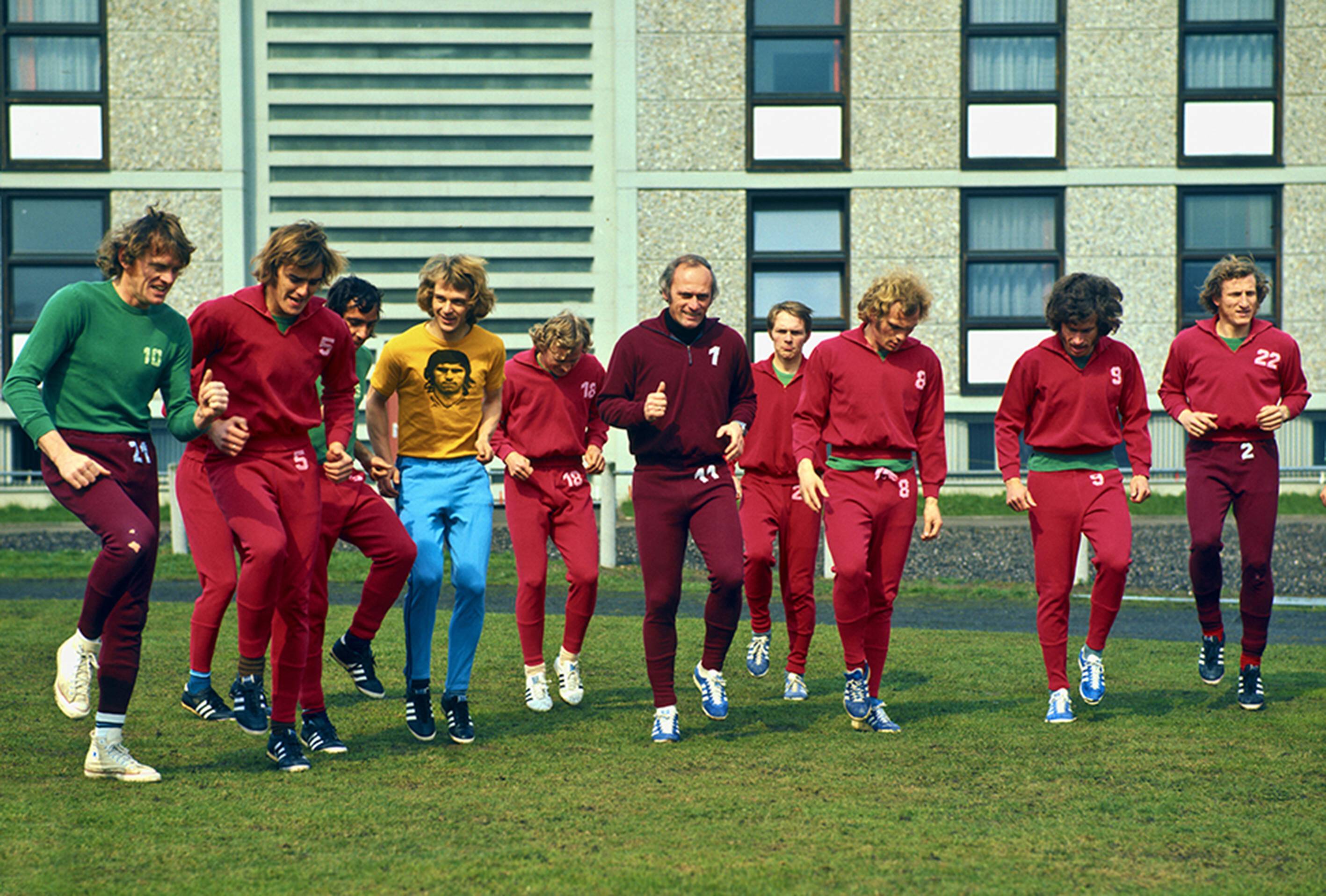 Udo Lattek, Sepp Maier, Uli Hoeneß und Gerd Müller beim Training.