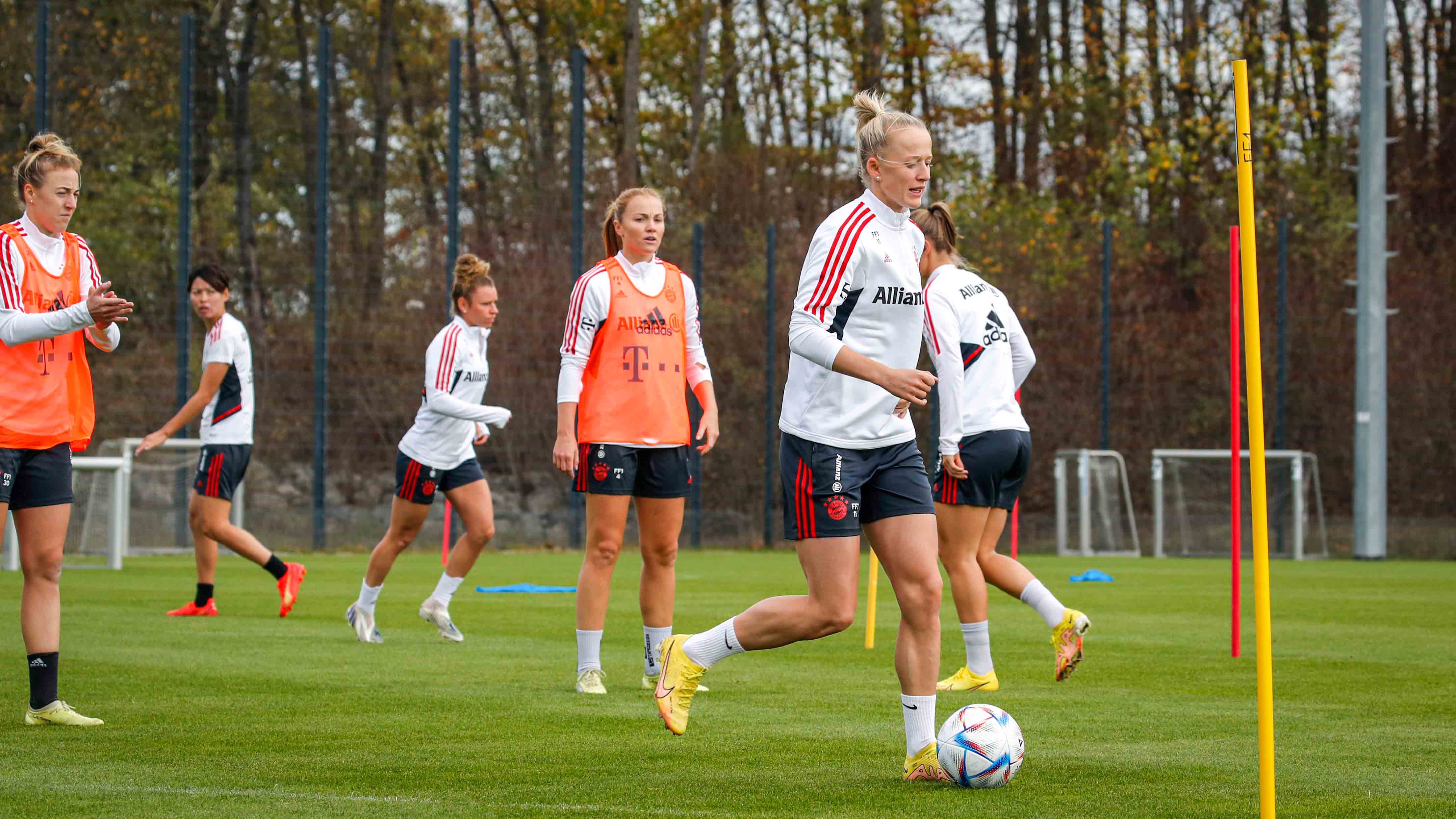 Lea Schueller FC Bayern Frauen Bundesliga