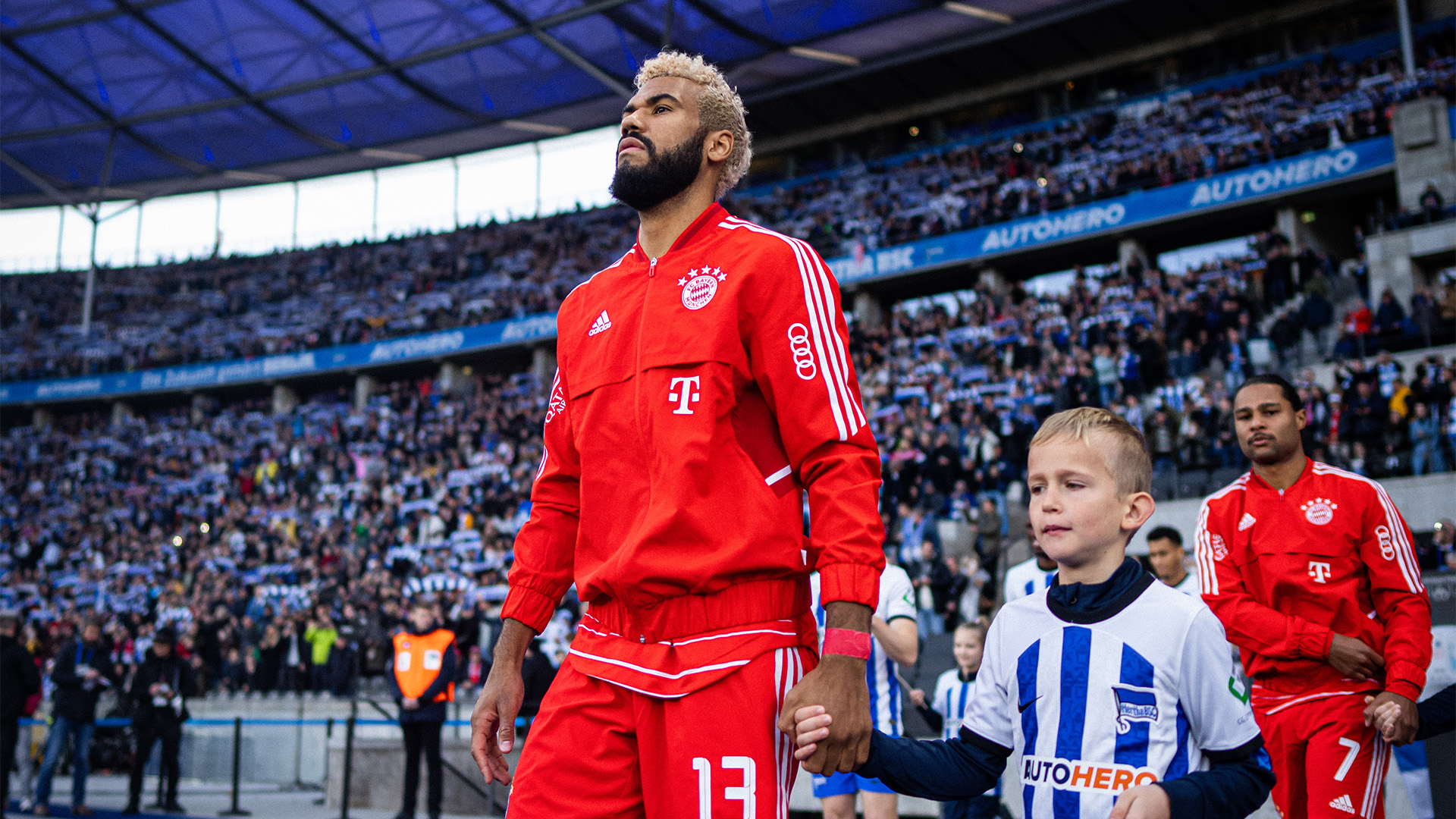 02-hertha-fcbayern-221105-mel