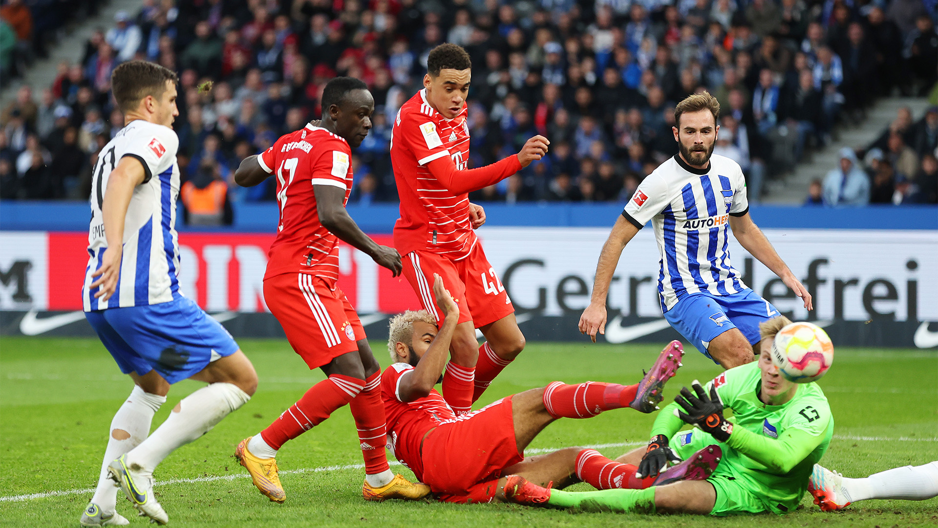 16-hertha-fcbayern-221105-get