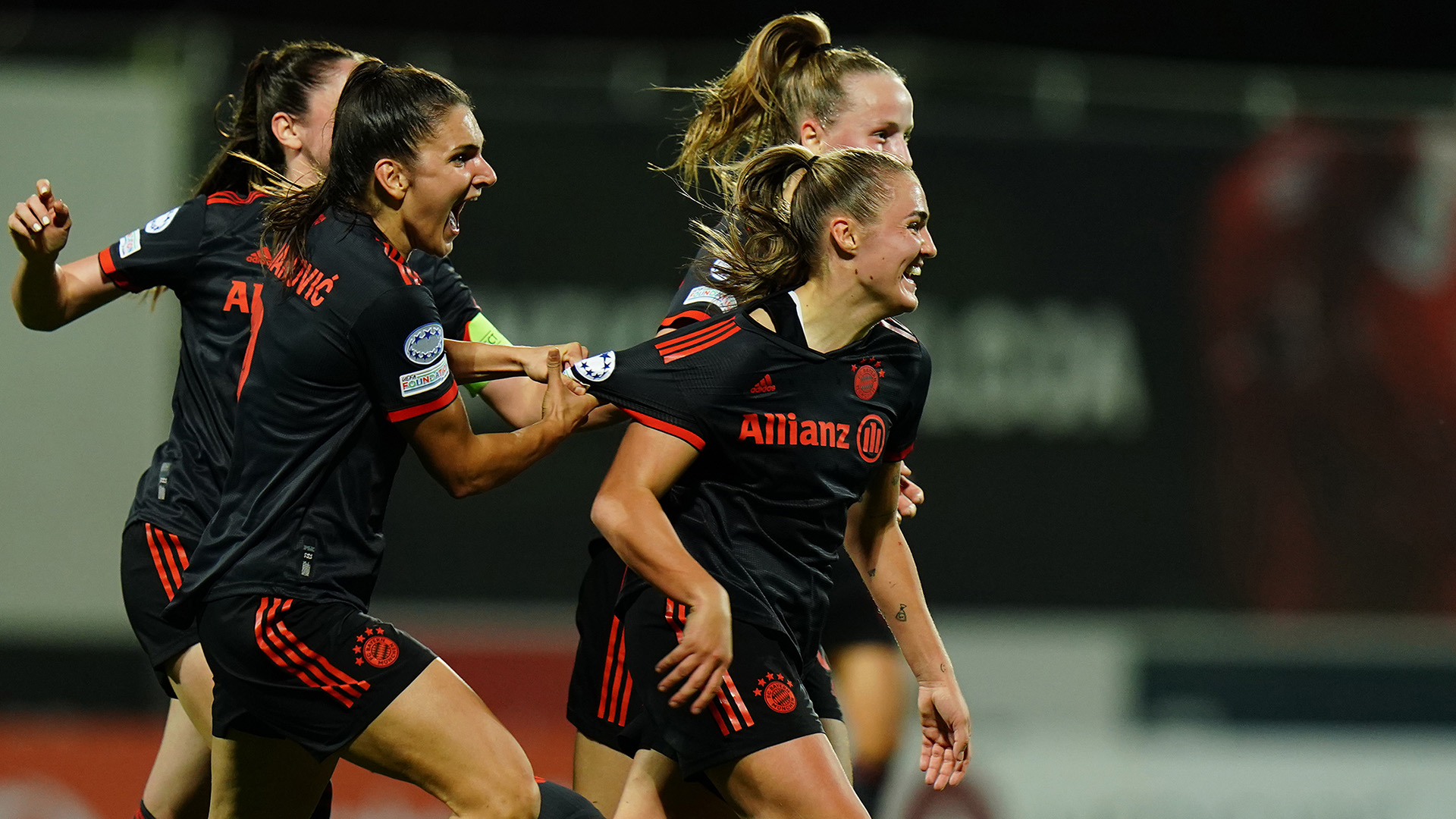 Georgia Stanway FC Bayern Frauen