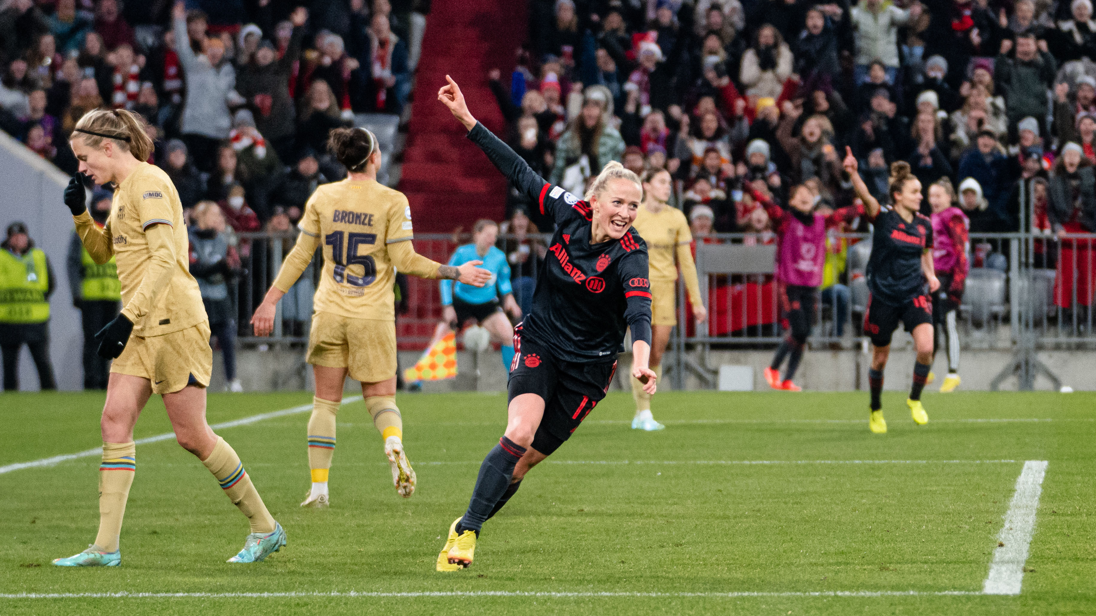 FC Bayern Frauen Lea Schüller