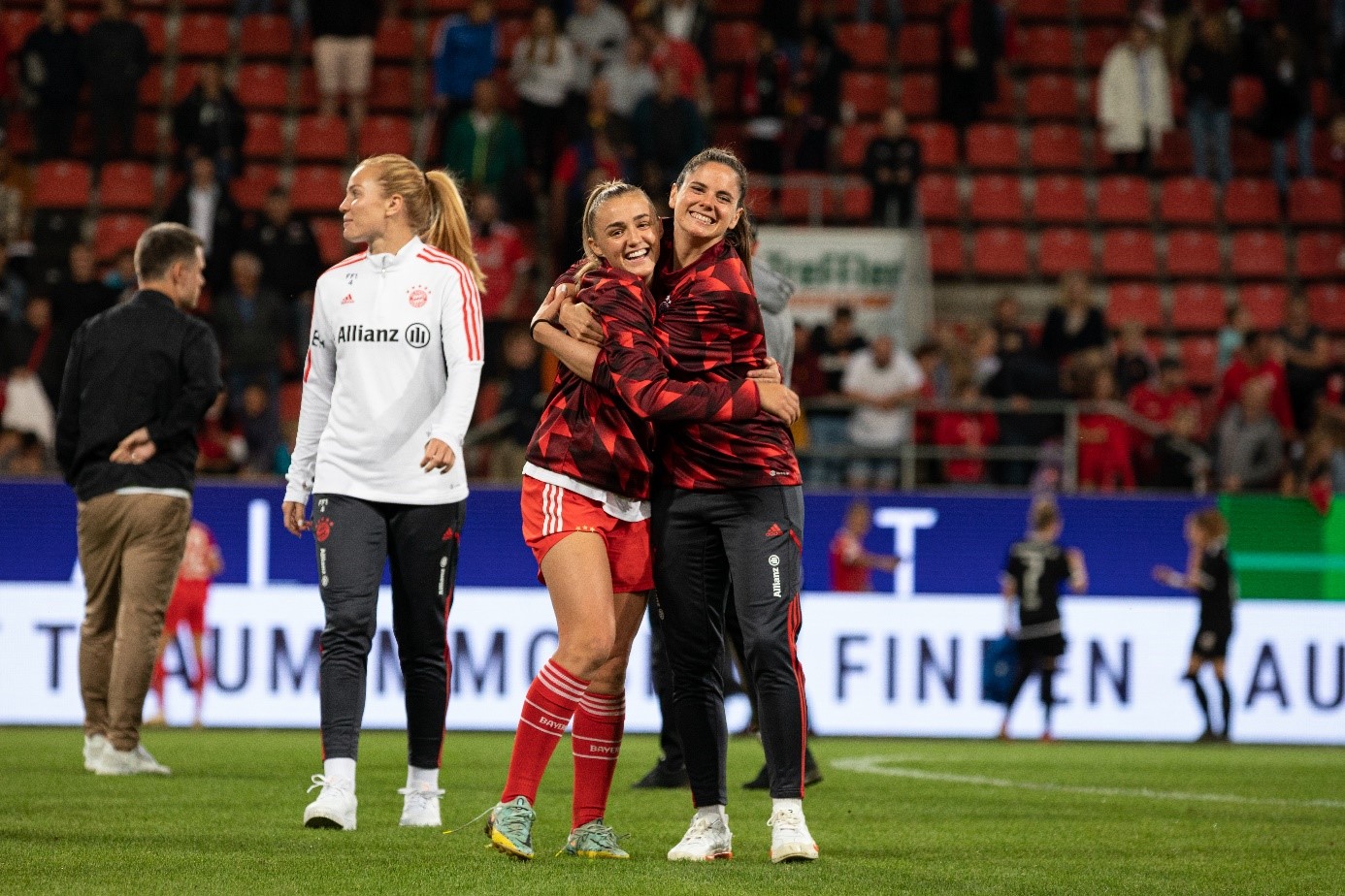 221210-fcbfrauen-highlights-2022-11_2