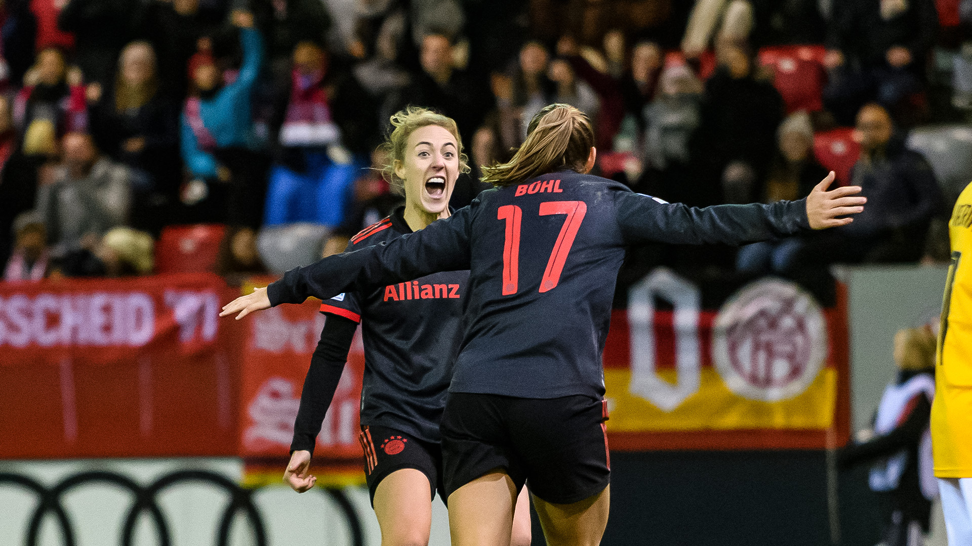 FC Bayern Frauen, Jubel, Carolin Simon, Klara Bühl