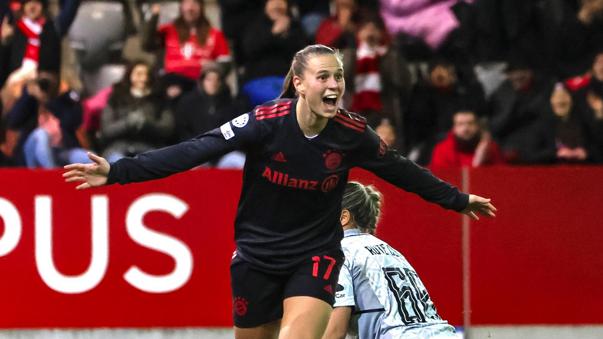 FC Bayern Frauen, Klara Bühl, Jubel