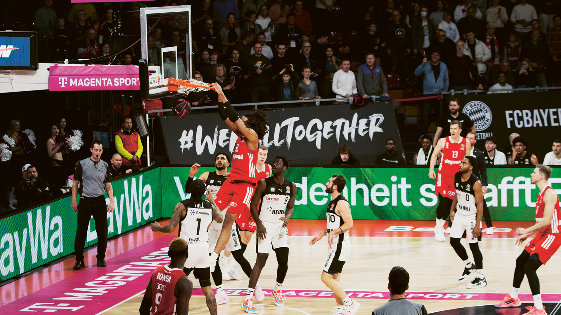 221225-51-basketball-fcbayern-delang