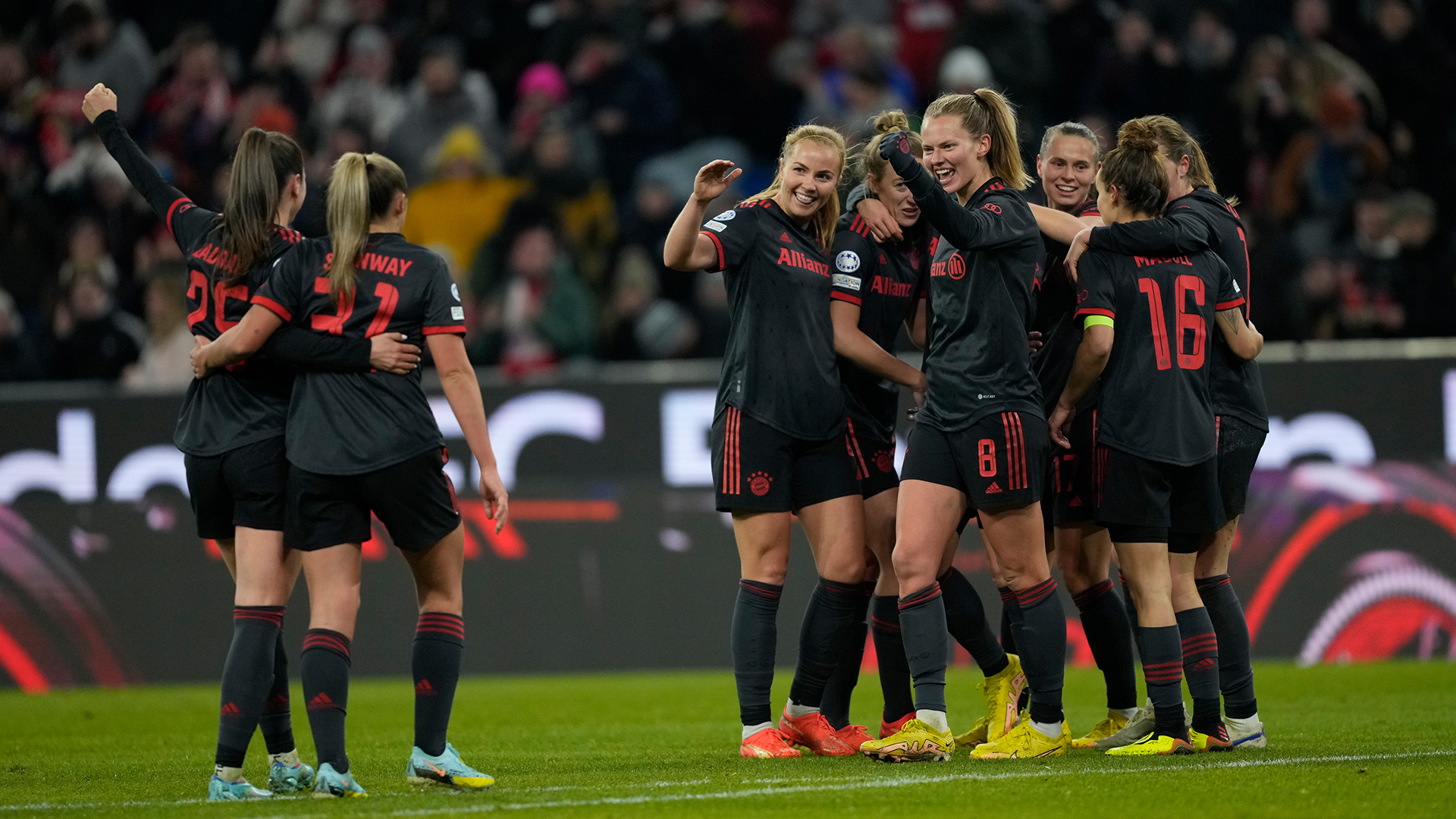 FC Bayern Frauen, FC Barcelona, Allianz Arena, UEFA Women's Champions League