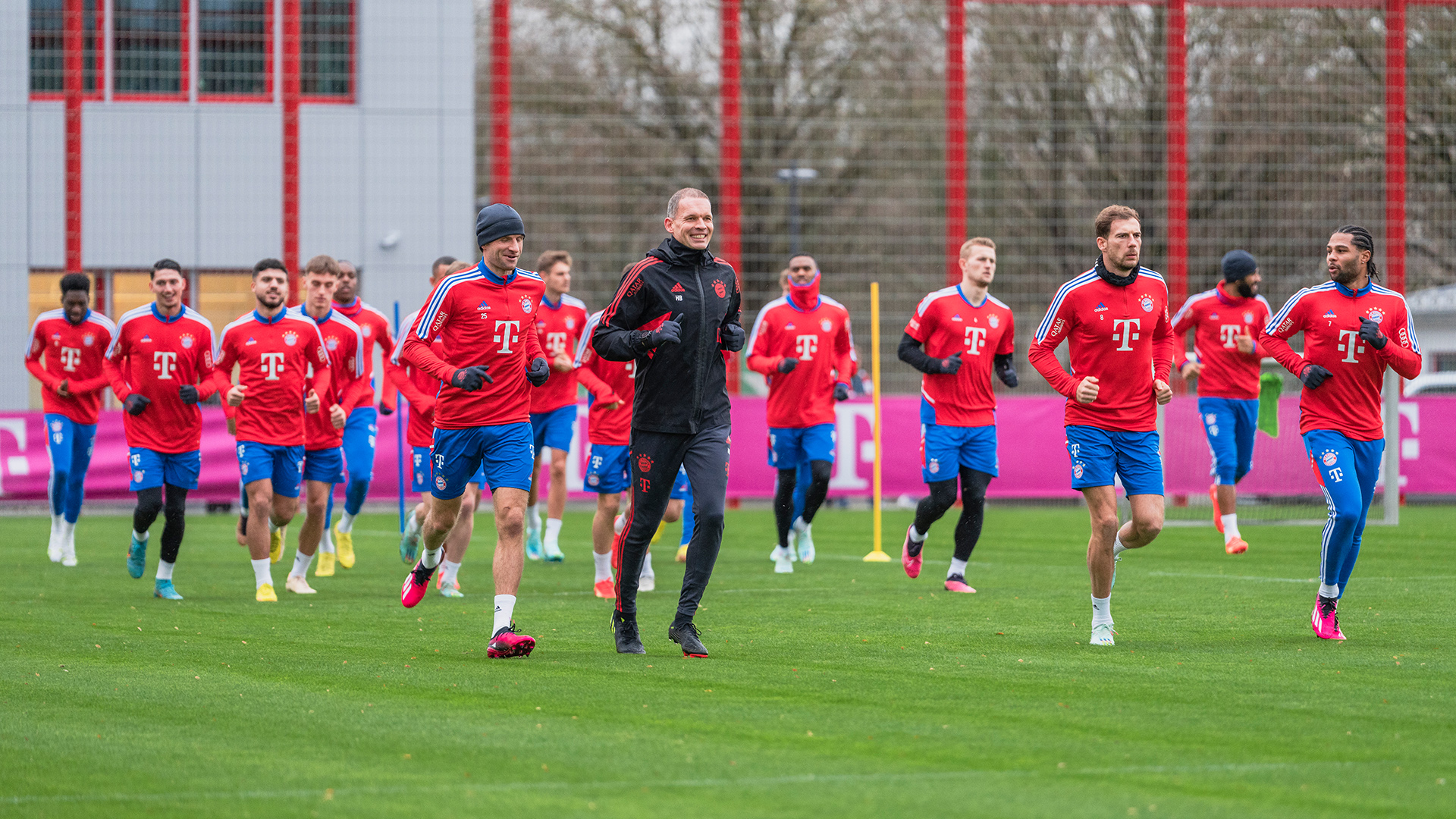 03-oeffentliches-training-230105-fcbayern-mel