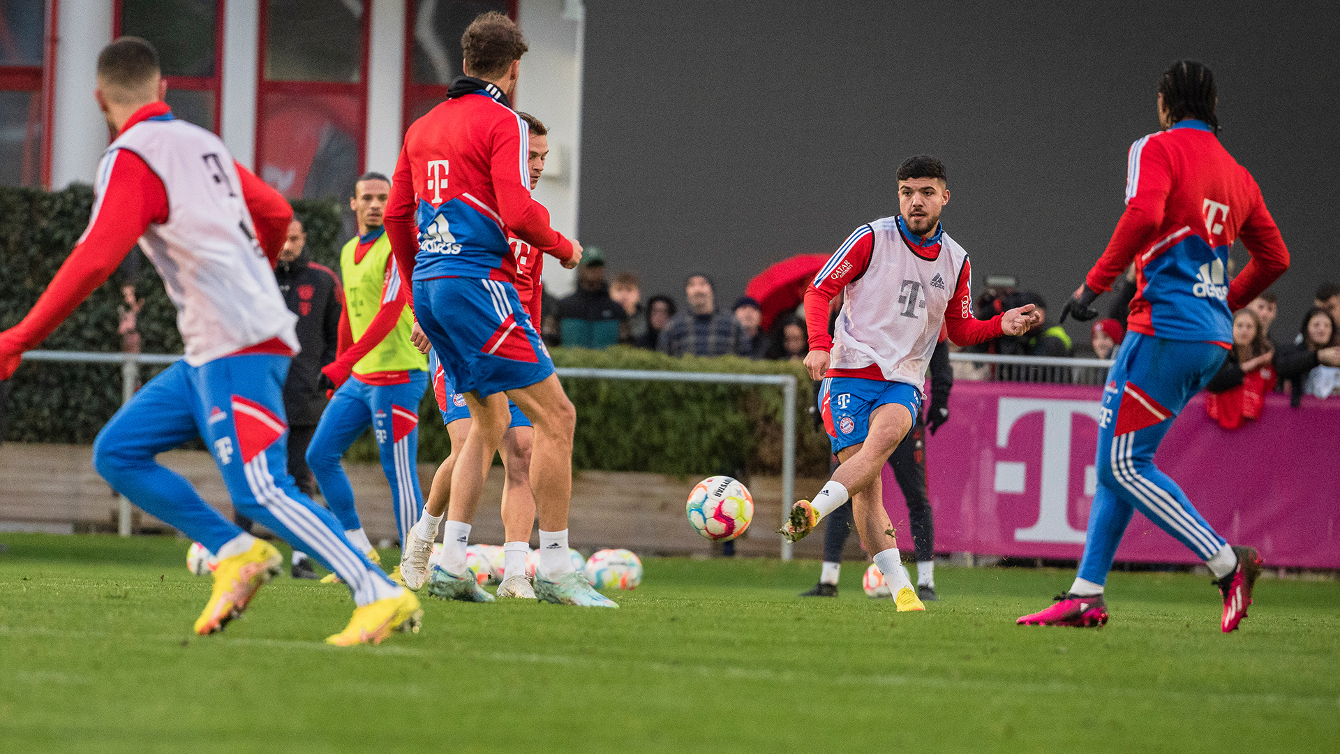 05-oeffentliches-training-230105-fcbayern-mel