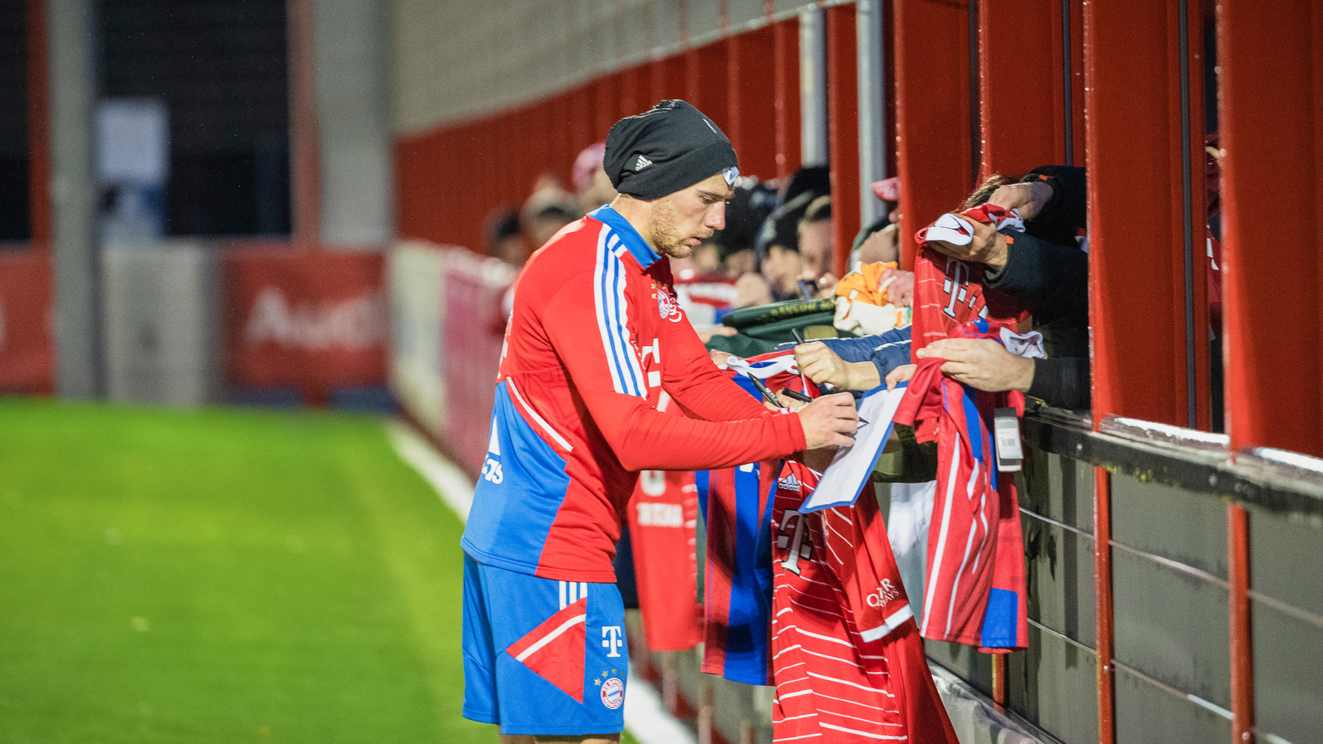 11-oeffentliches-training-230105-fcbayern-mel